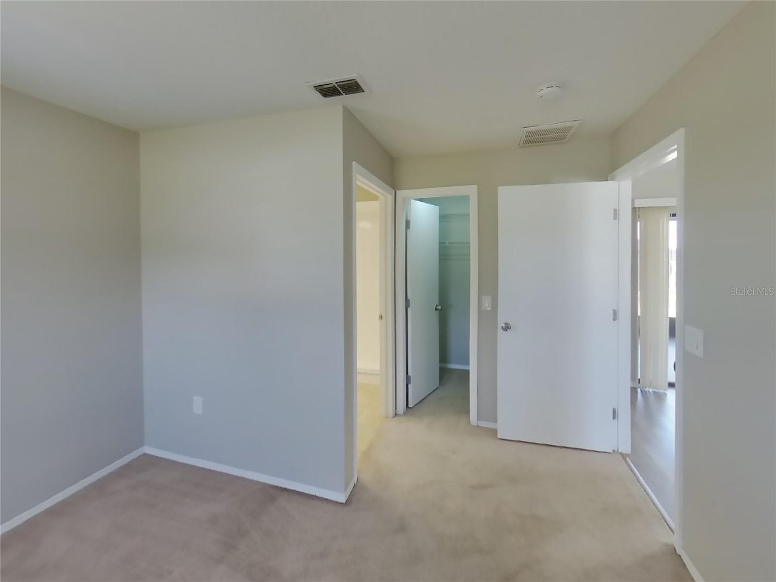 Image 7 of 17 For 3026 Aldoro Avenue