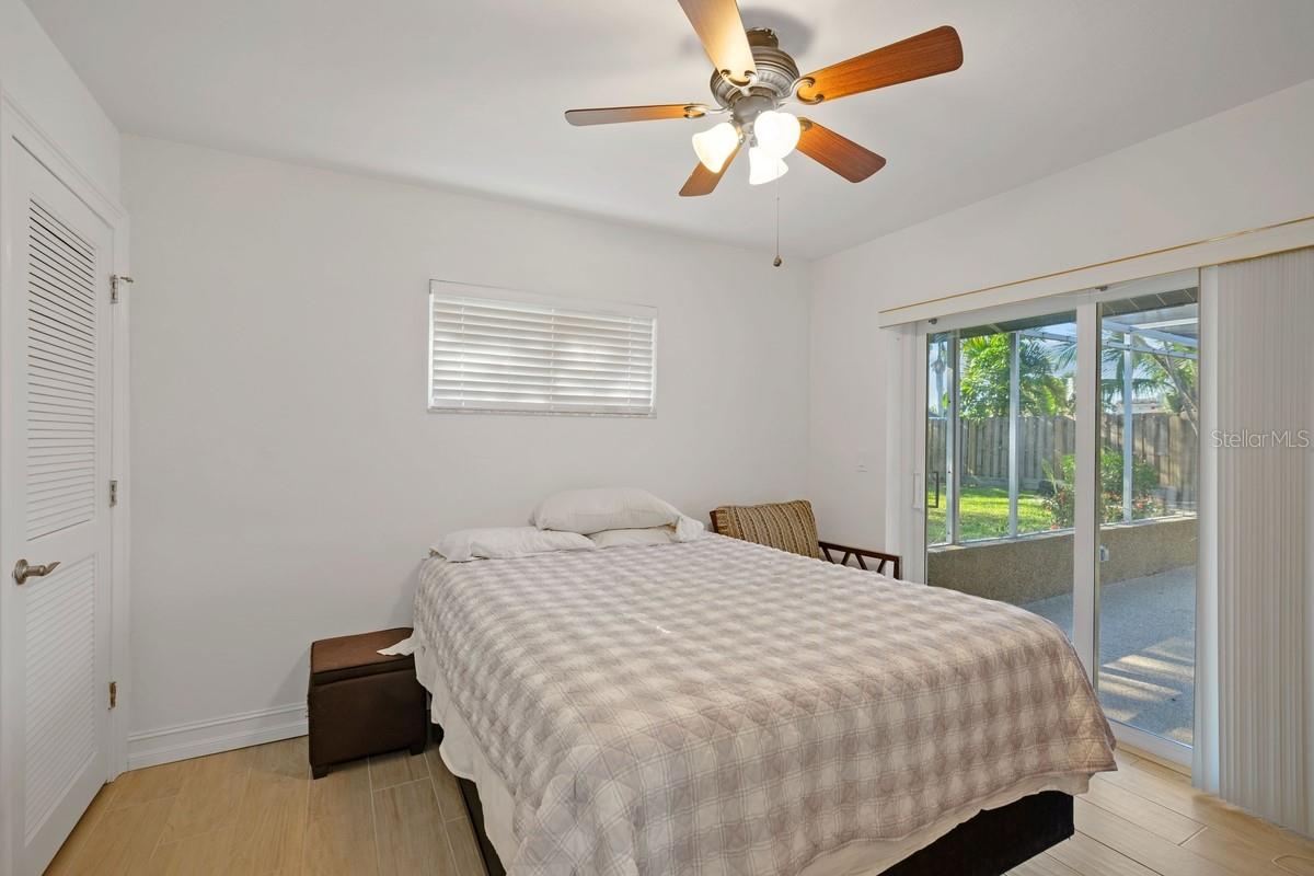 Image 16 of 28 For 3915 19th Place