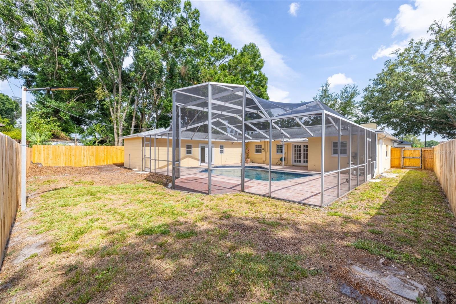 Image 39 of 43 For 1713 Louisiana Avenue