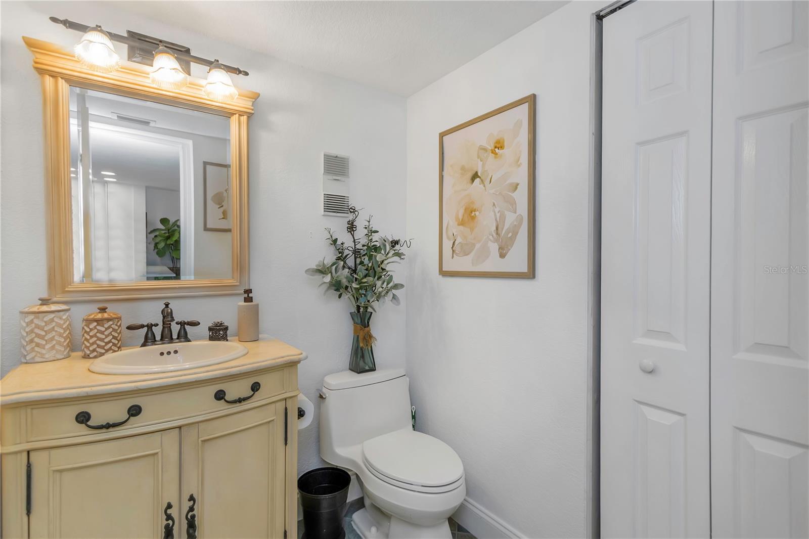 Image 12 of 52 For 7520 Sunshine Skyway Lane S 113