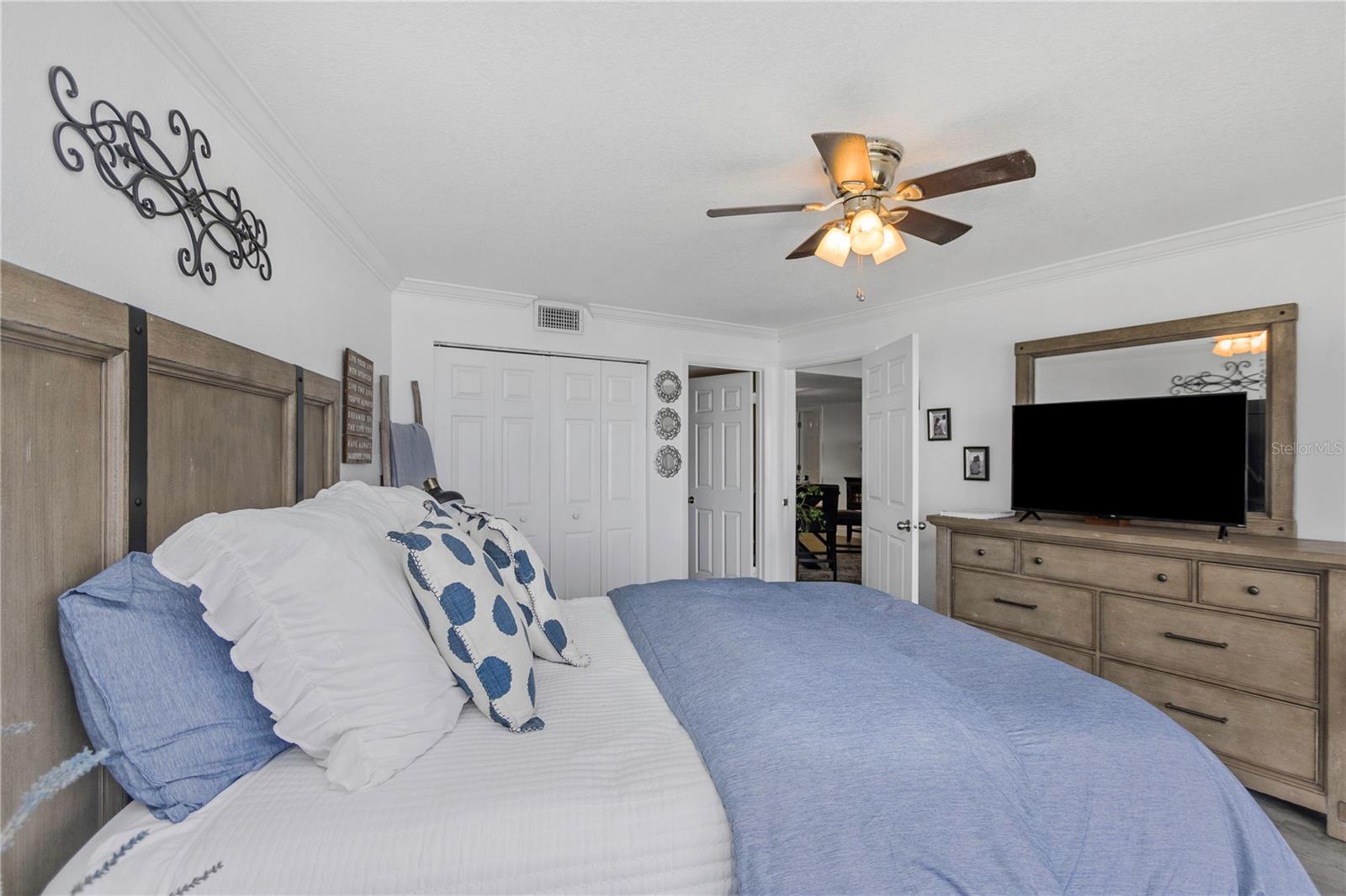Image 33 of 52 For 7520 Sunshine Skyway Lane S 113