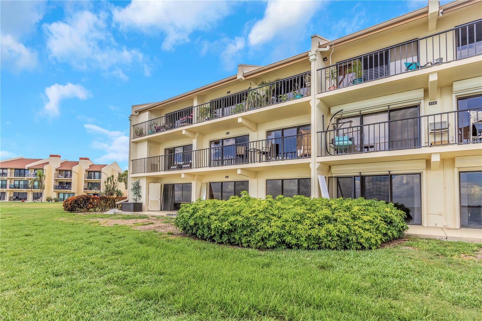 Image 44 of 52 For 7520 Sunshine Skyway Lane S 113