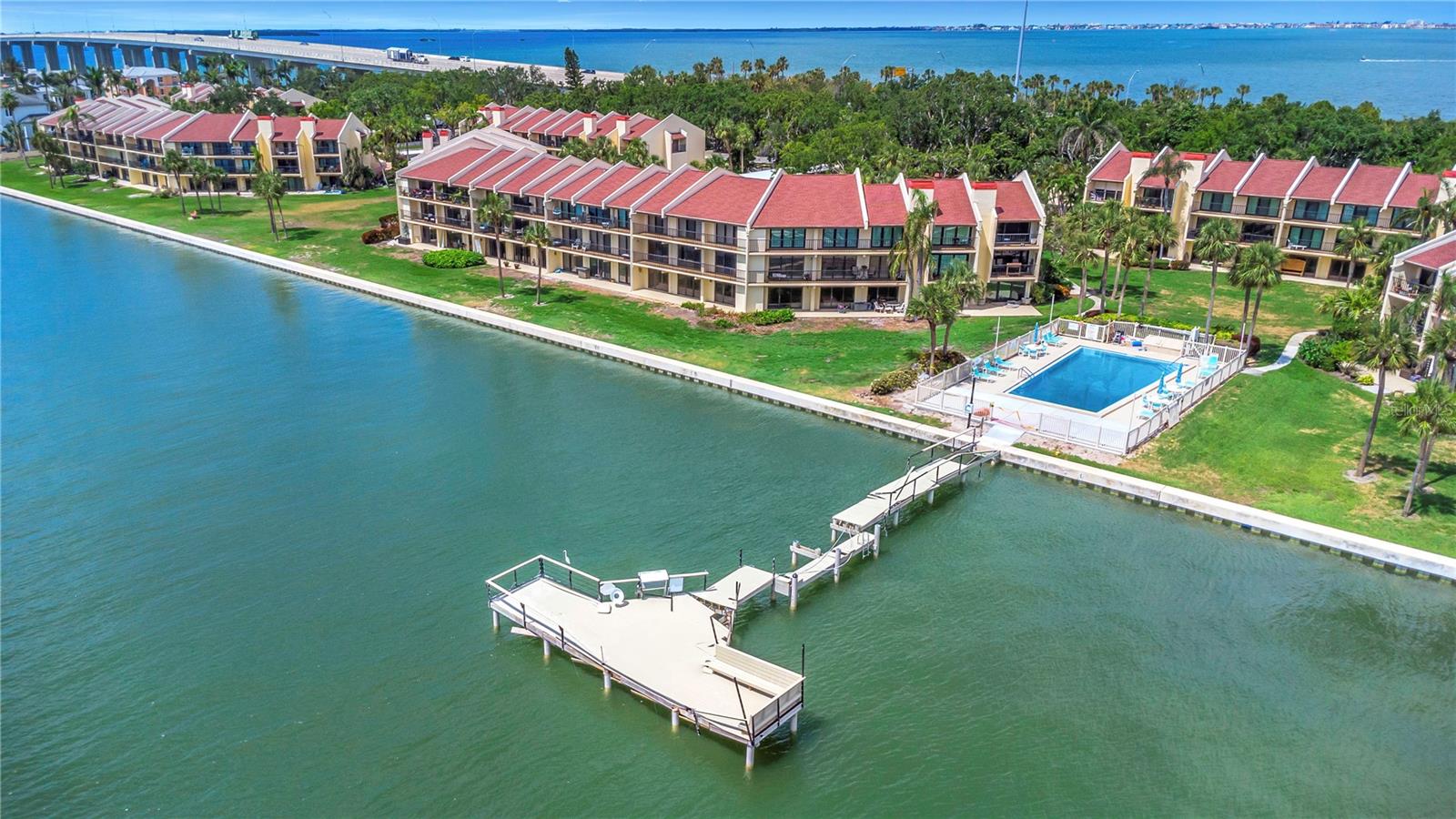 Image 50 of 52 For 7520 Sunshine Skyway Lane S 113