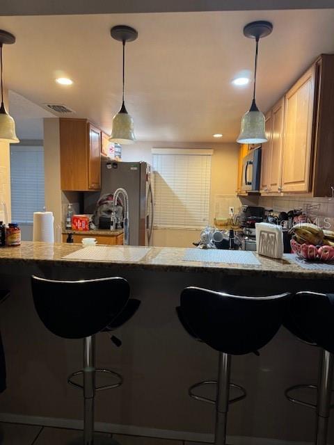 Image 5 of 25 For 8105 Sheldon Shores Drive