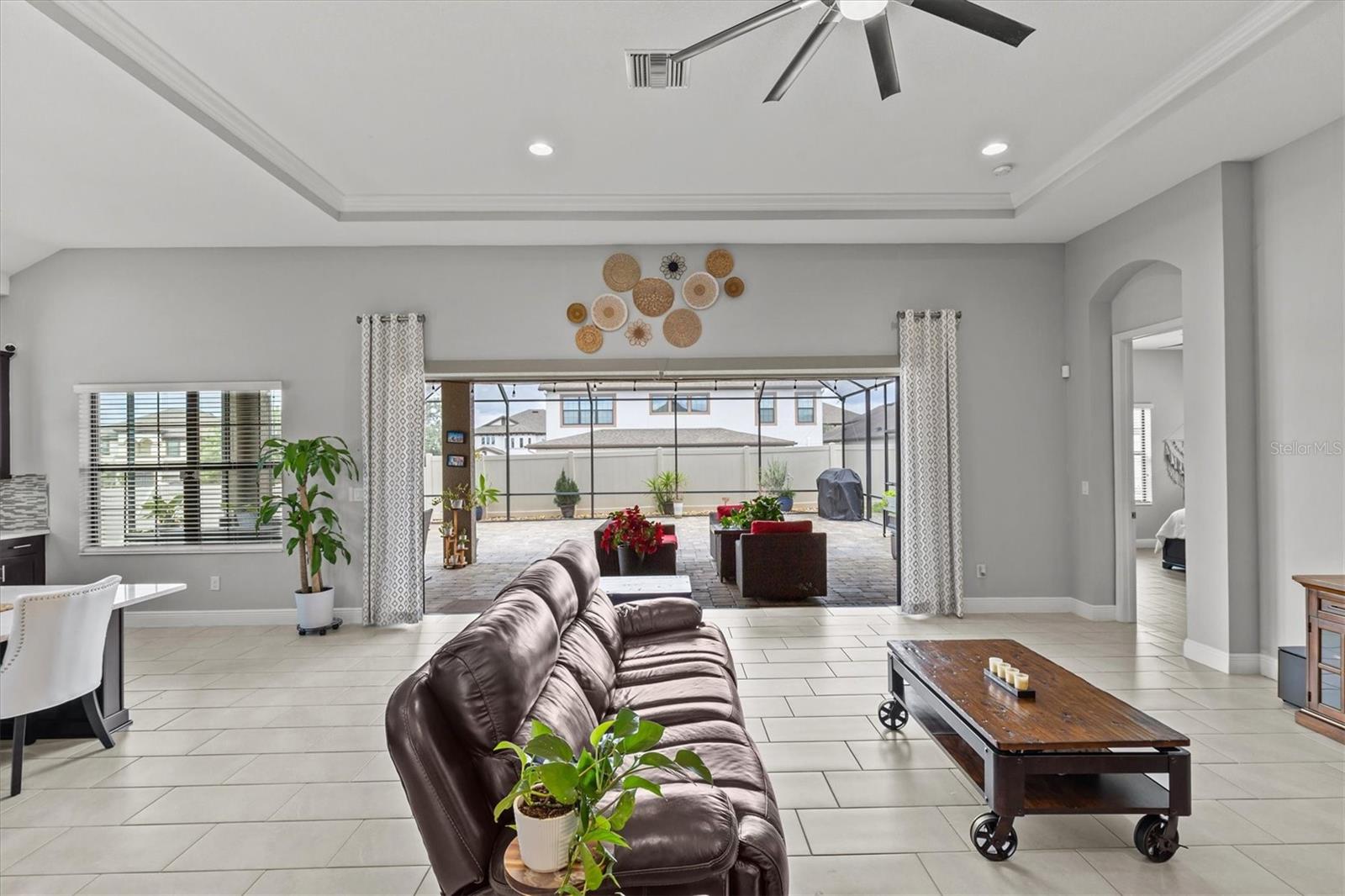 Image 13 of 46 For 1002 Cavour Court