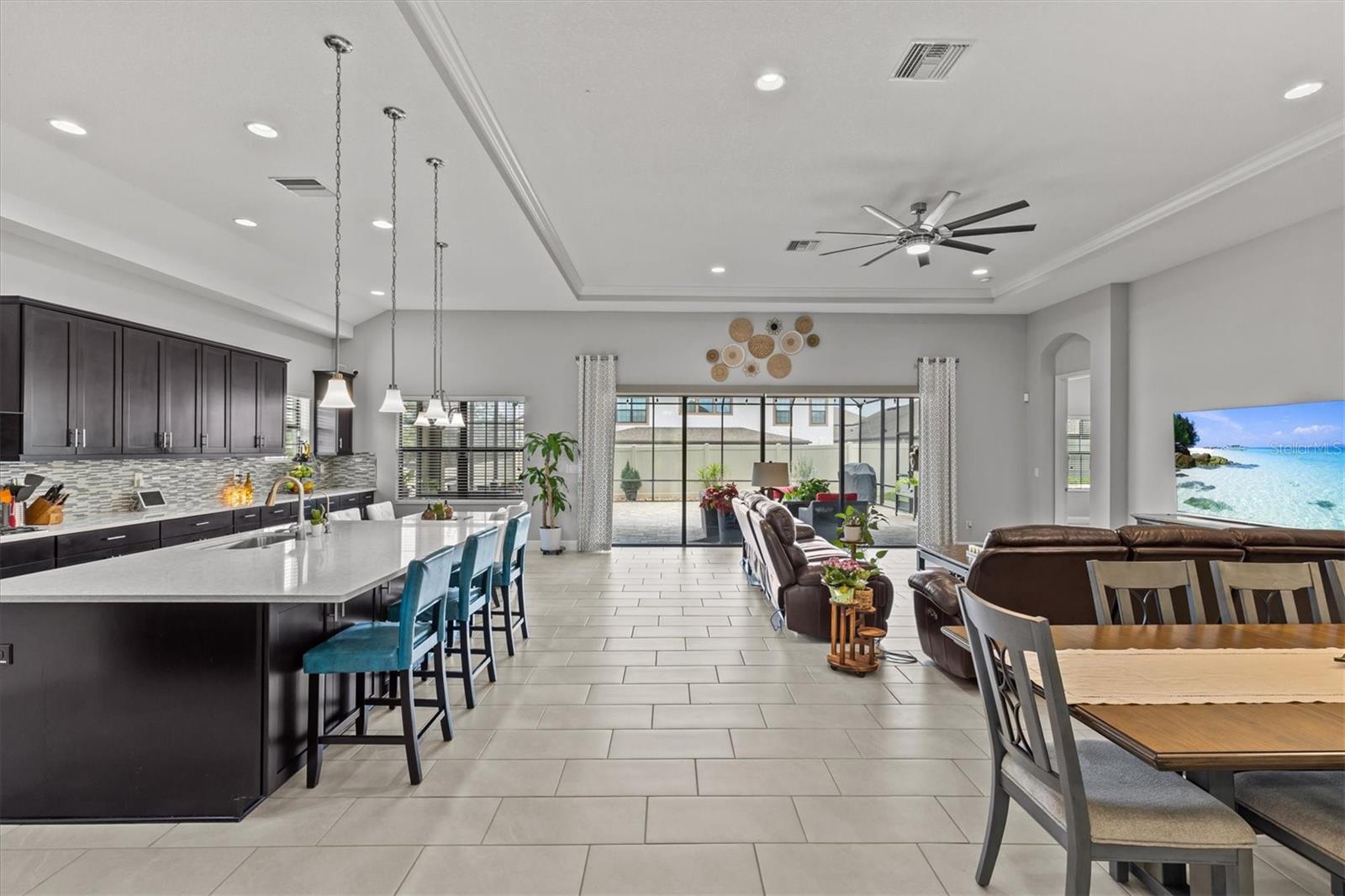 Image 4 of 46 For 1002 Cavour Court