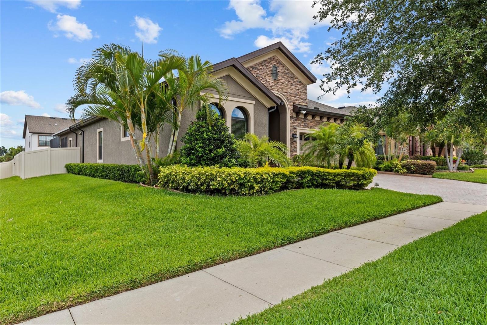Image 40 of 46 For 1002 Cavour Court
