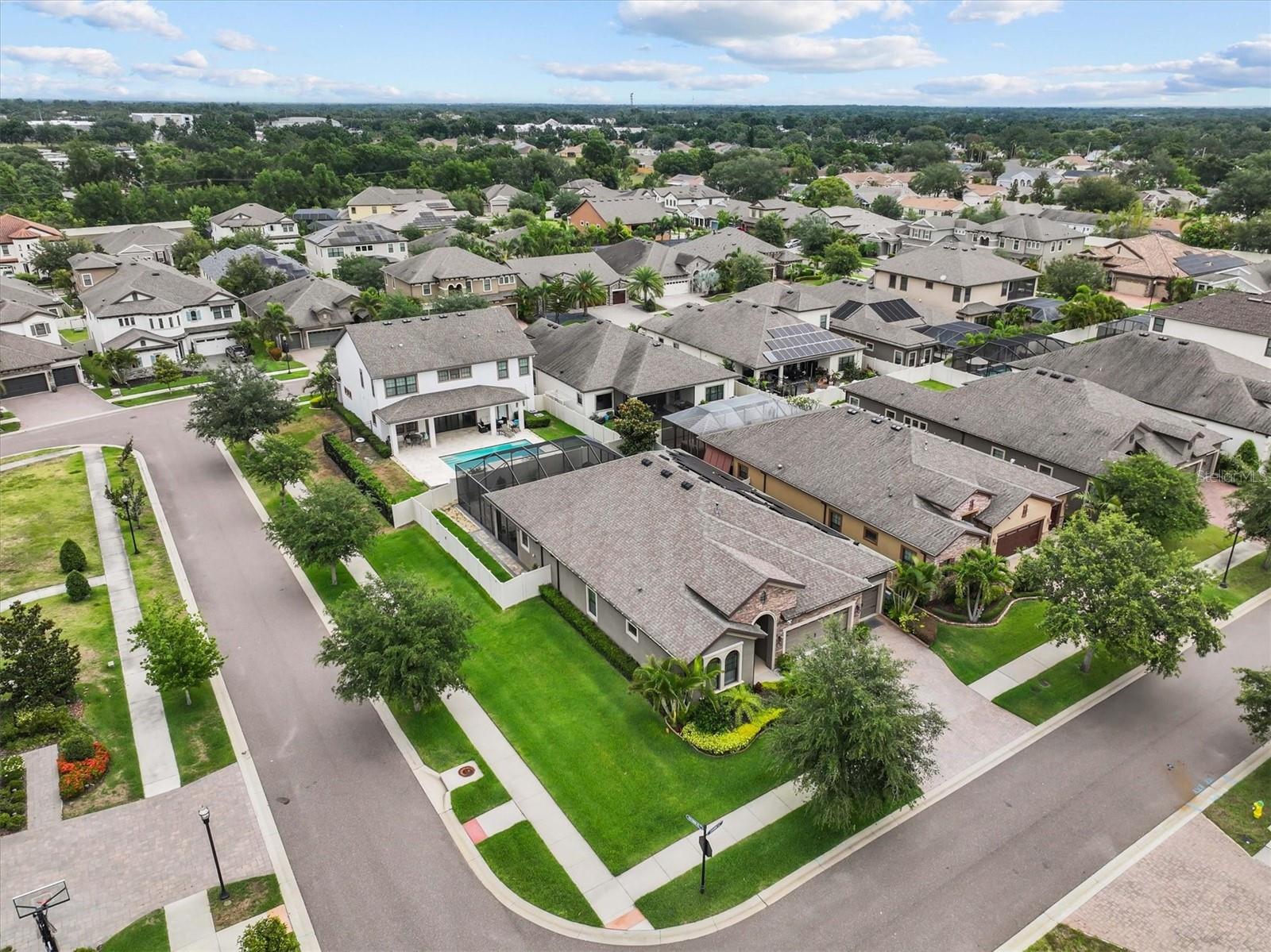 Image 42 of 46 For 1002 Cavour Court