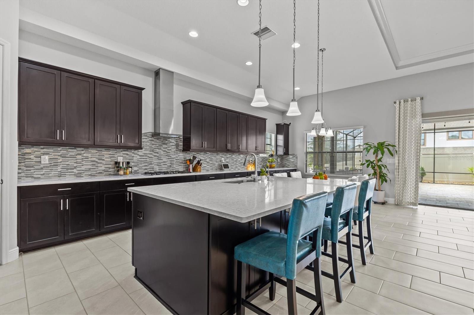 Image 6 of 46 For 1002 Cavour Court