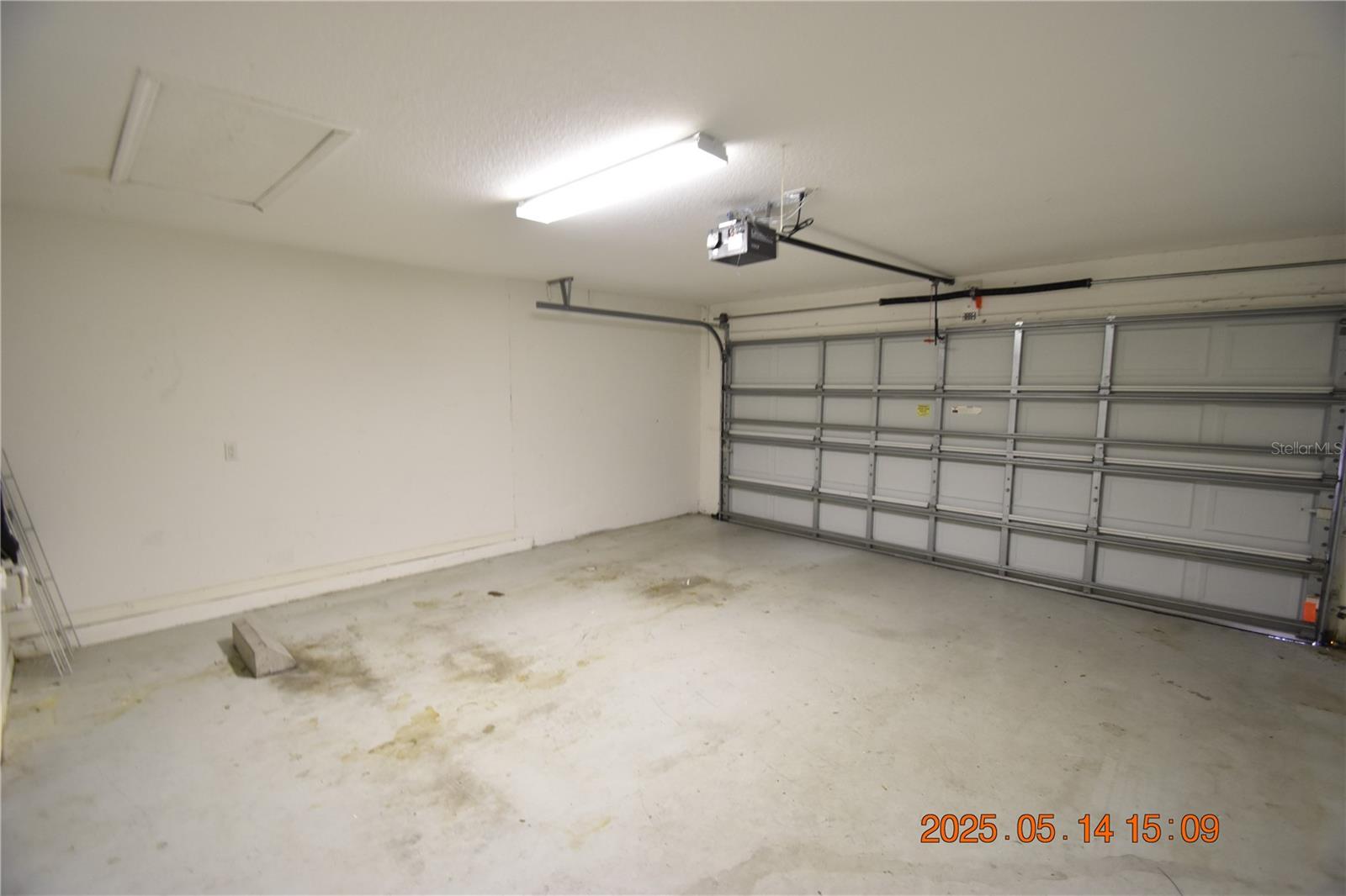 Image 28 of 38 For 27443 Edenfield Drive
