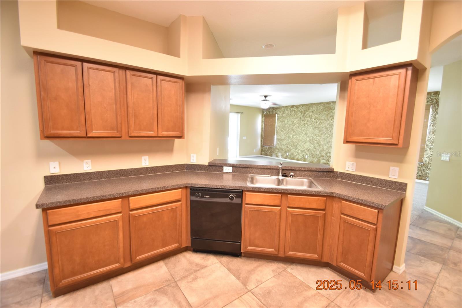 Image 8 of 38 For 27443 Edenfield Drive