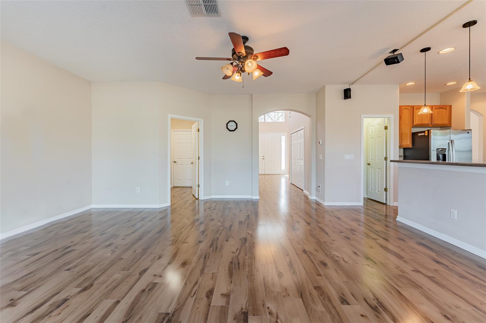 Image 23 of 74 For 13815 Artesa Bell Drive