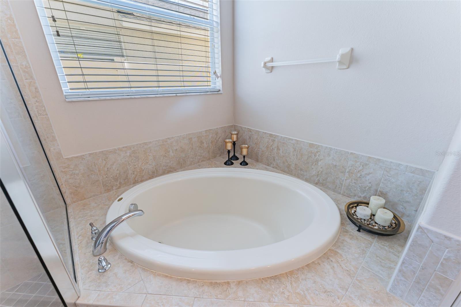Image 29 of 74 For 13815 Artesa Bell Drive