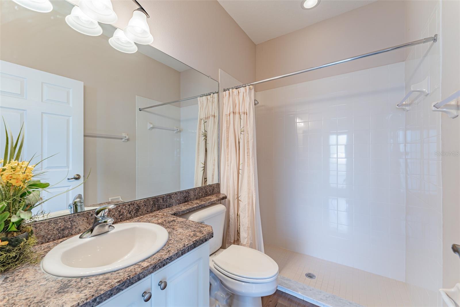 Image 35 of 74 For 13815 Artesa Bell Drive
