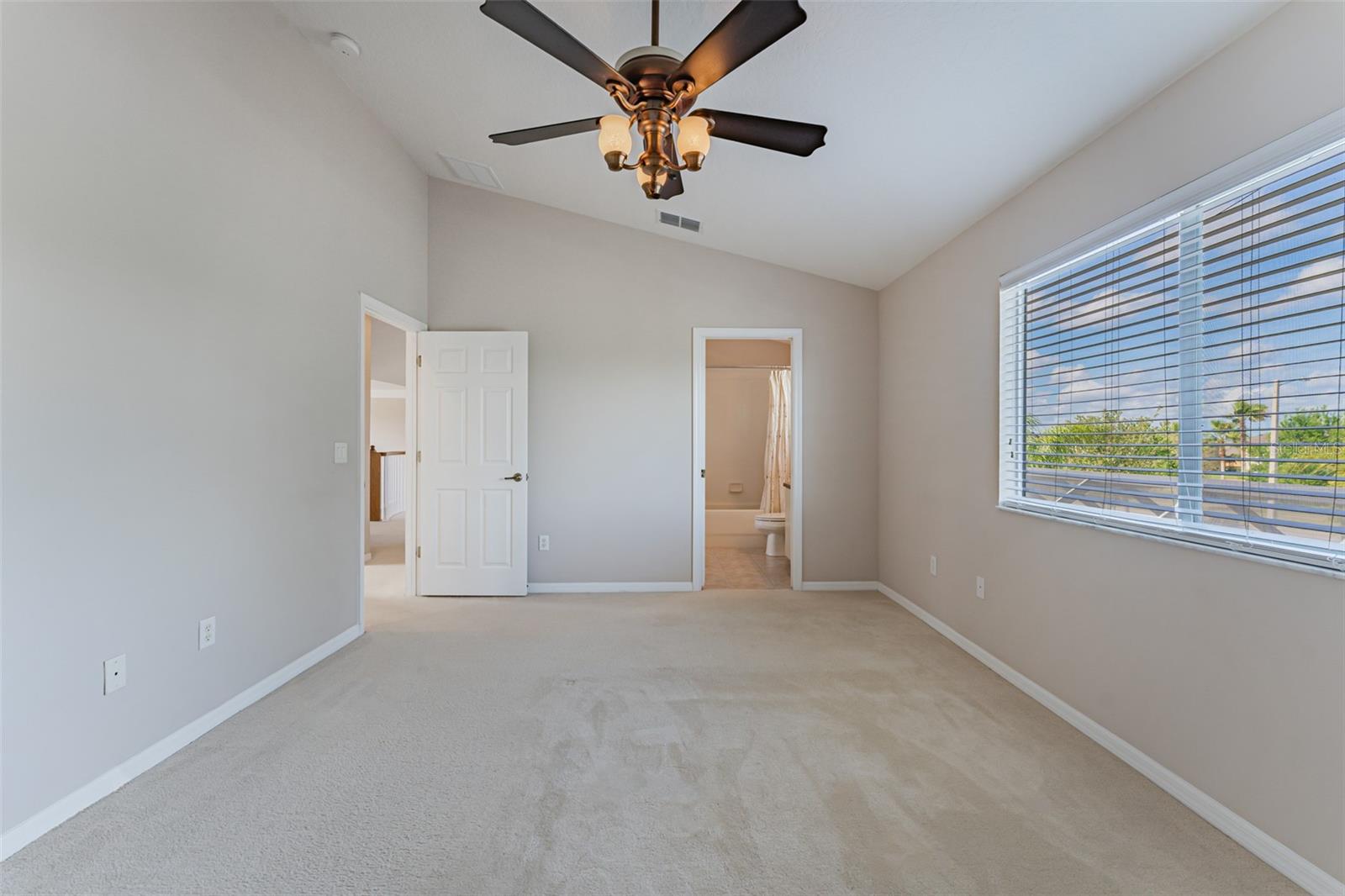 Image 42 of 74 For 13815 Artesa Bell Drive