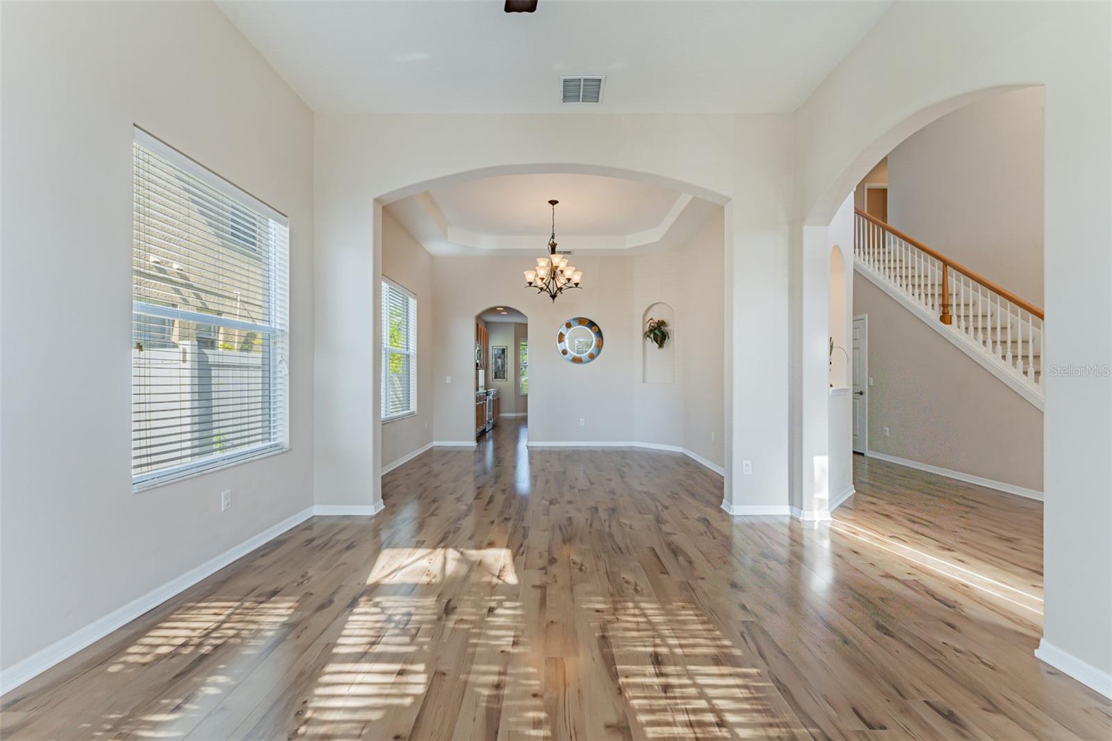 Image 9 of 74 For 13815 Artesa Bell Drive