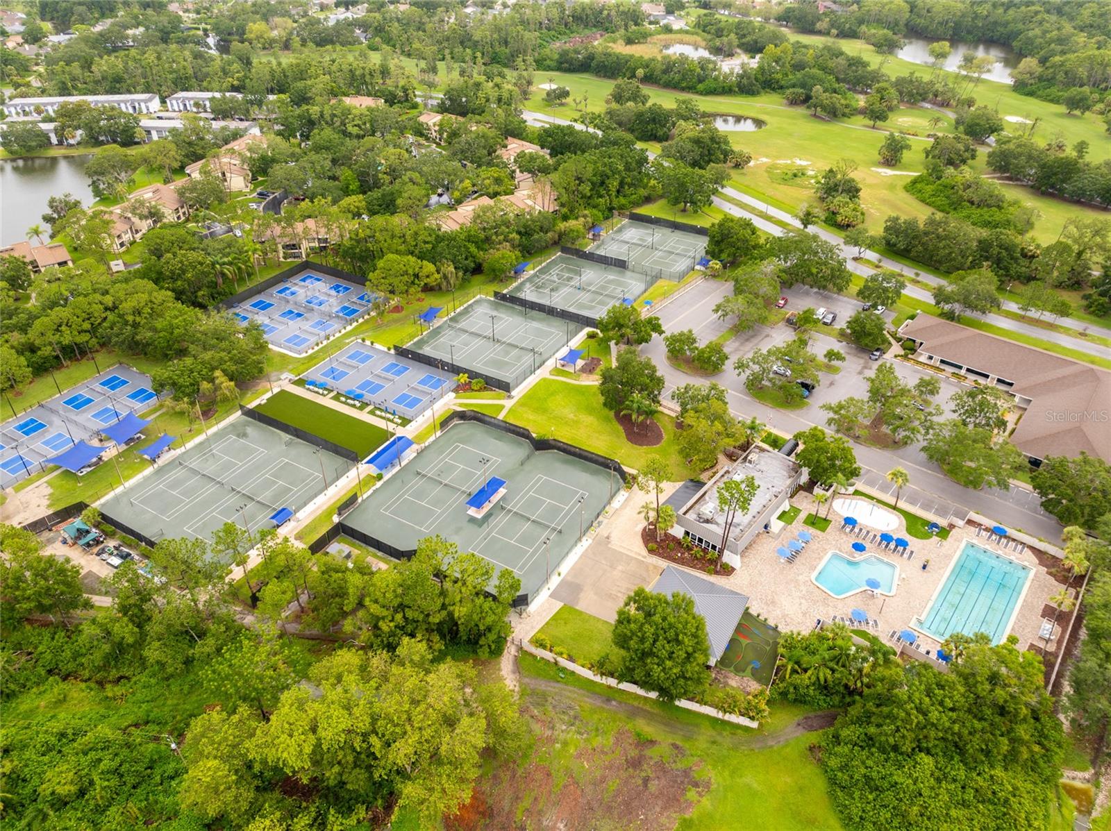 Image 30 of 33 For 210 Cypress Court 122