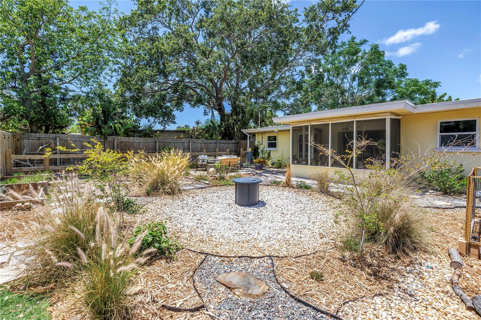 Image 26 of 35 For 11376 119th Terrace