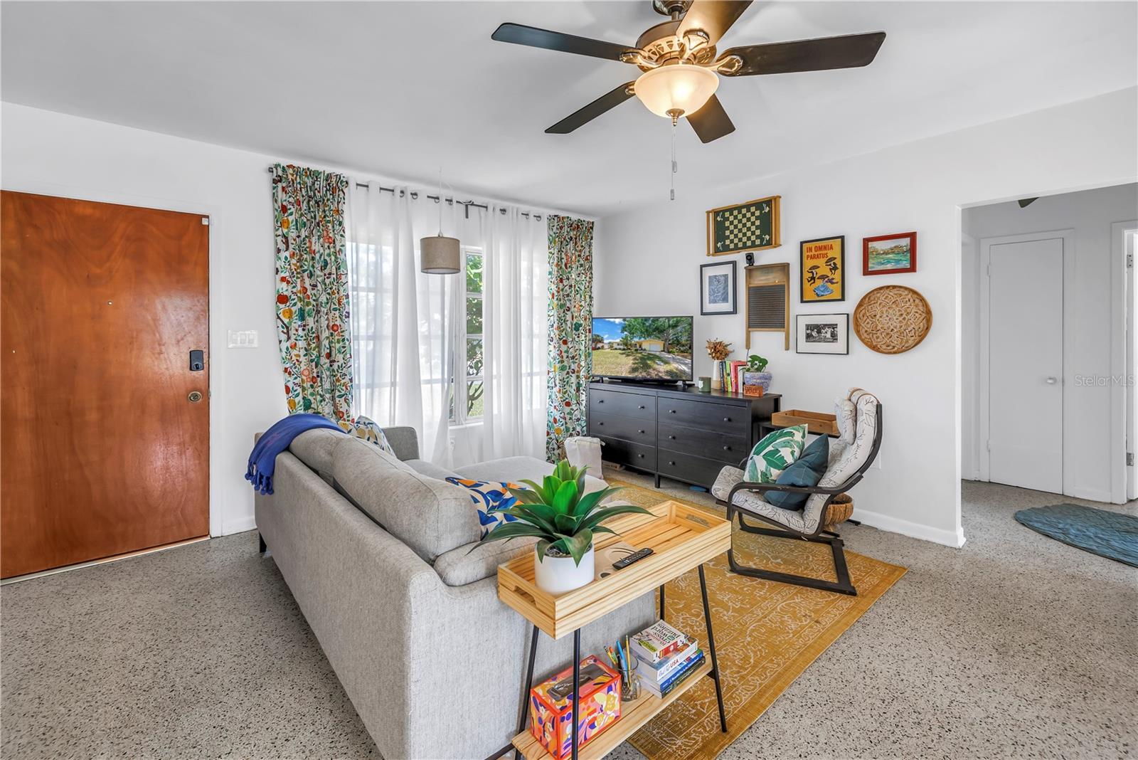 Image 6 of 35 For 11376 119th Terrace