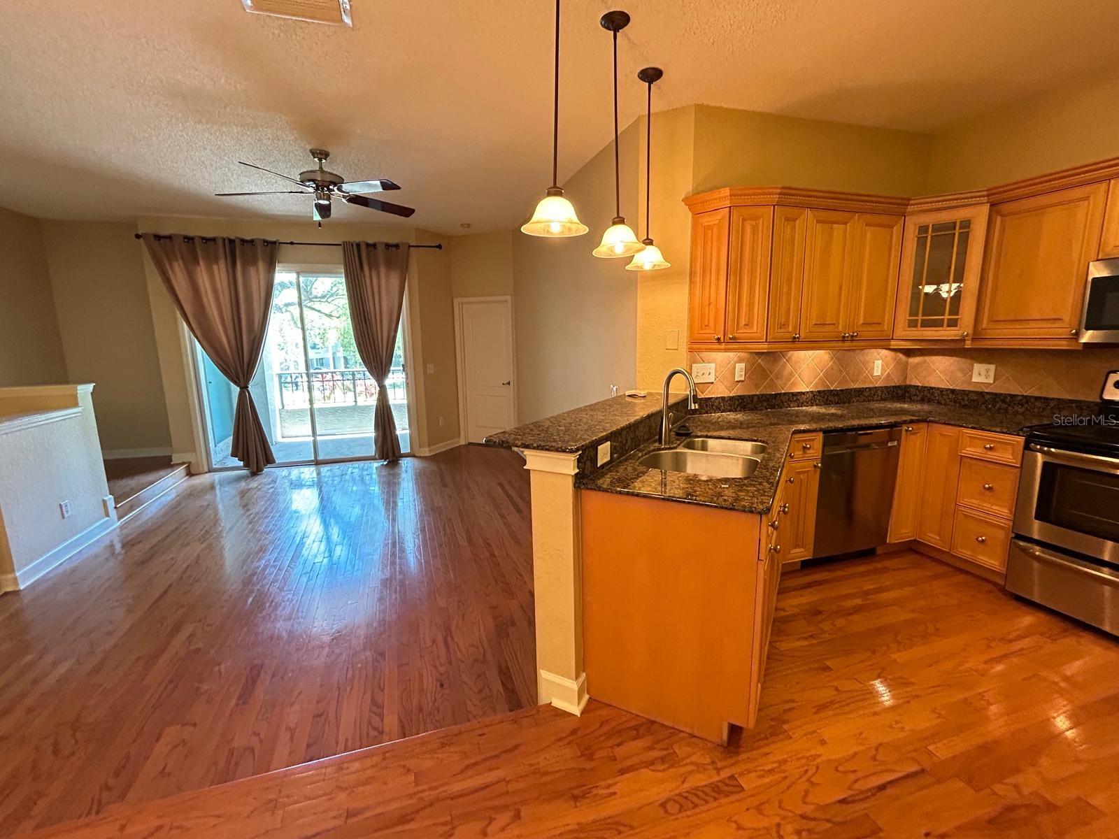Image 10 of 56 For 622 Seascape Way