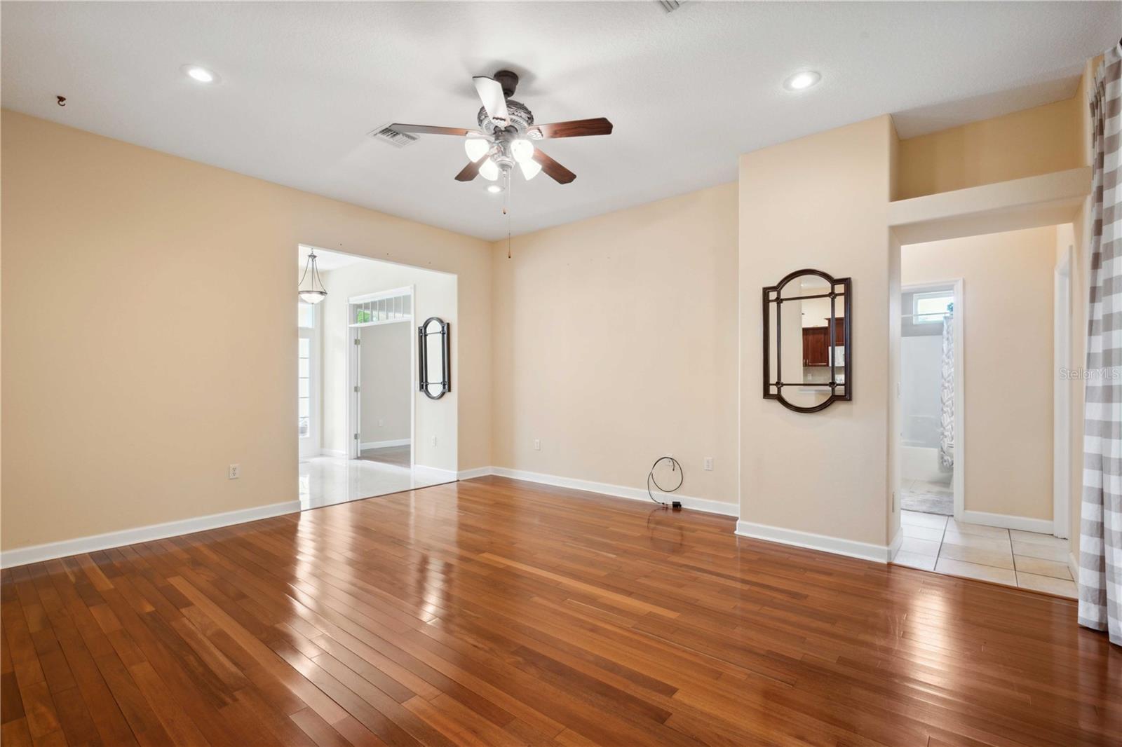 Image 12 of 58 For 12435 Oak Street