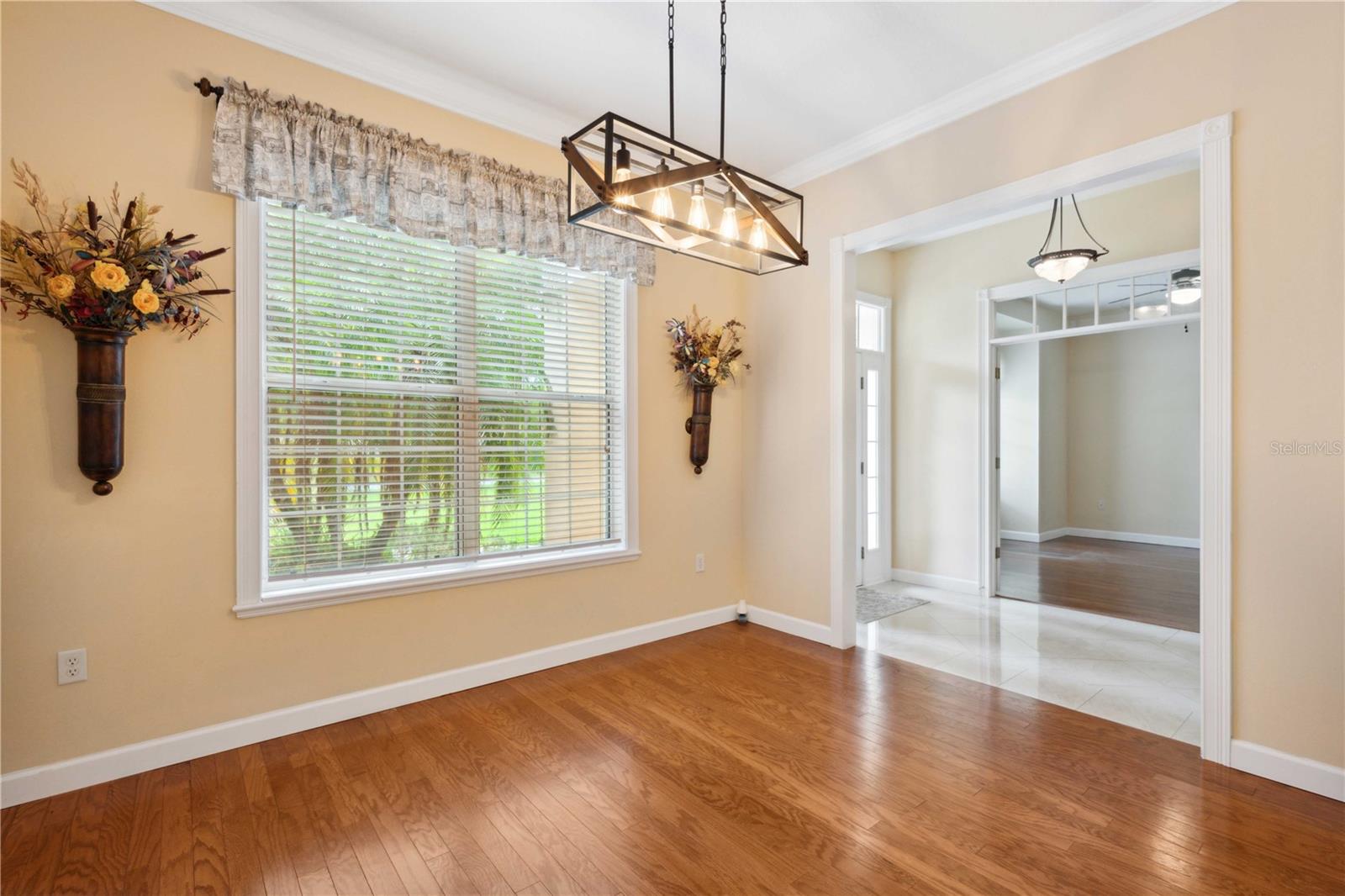 Image 13 of 58 For 12435 Oak Street