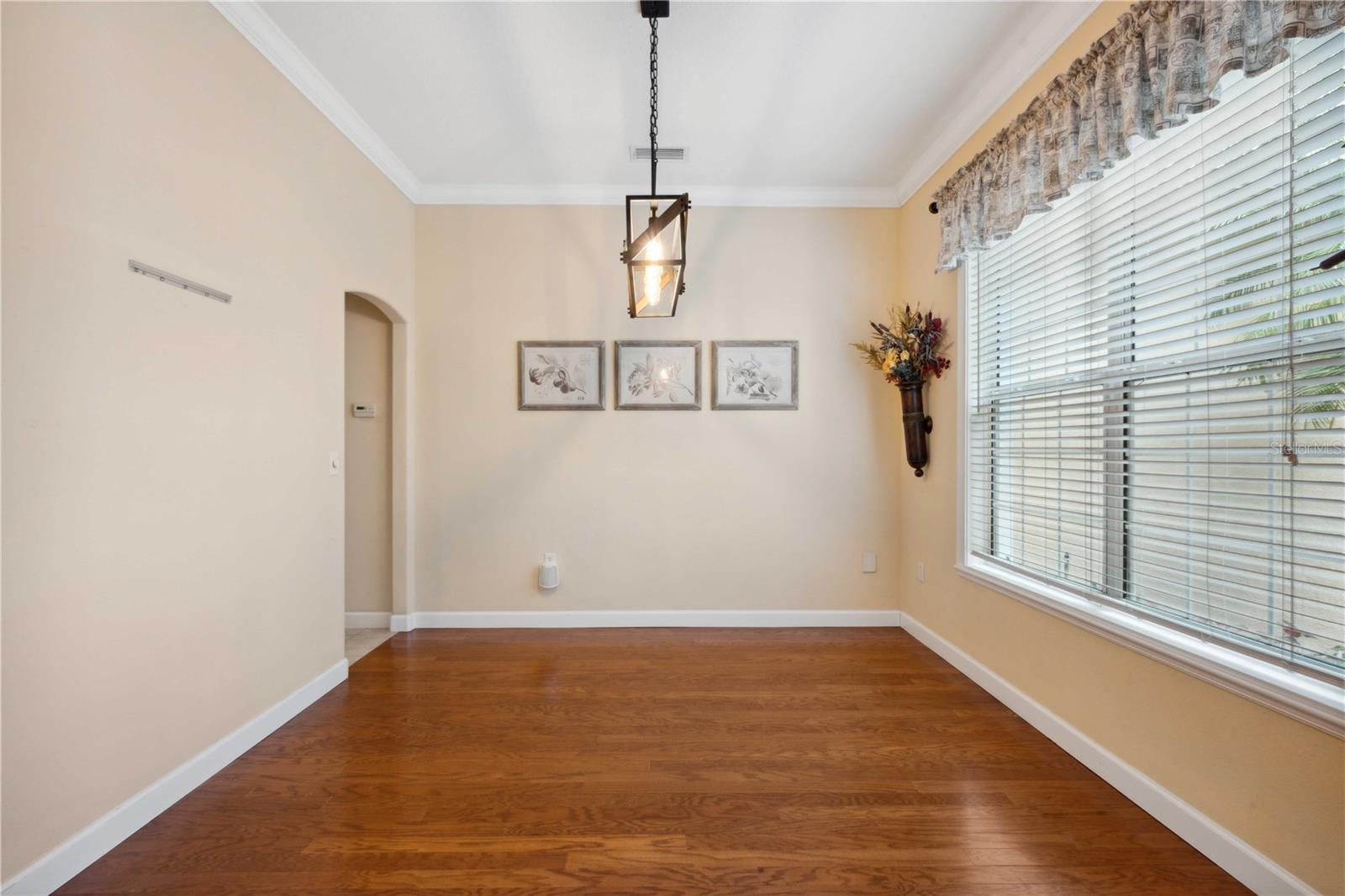 Image 16 of 58 For 12435 Oak Street