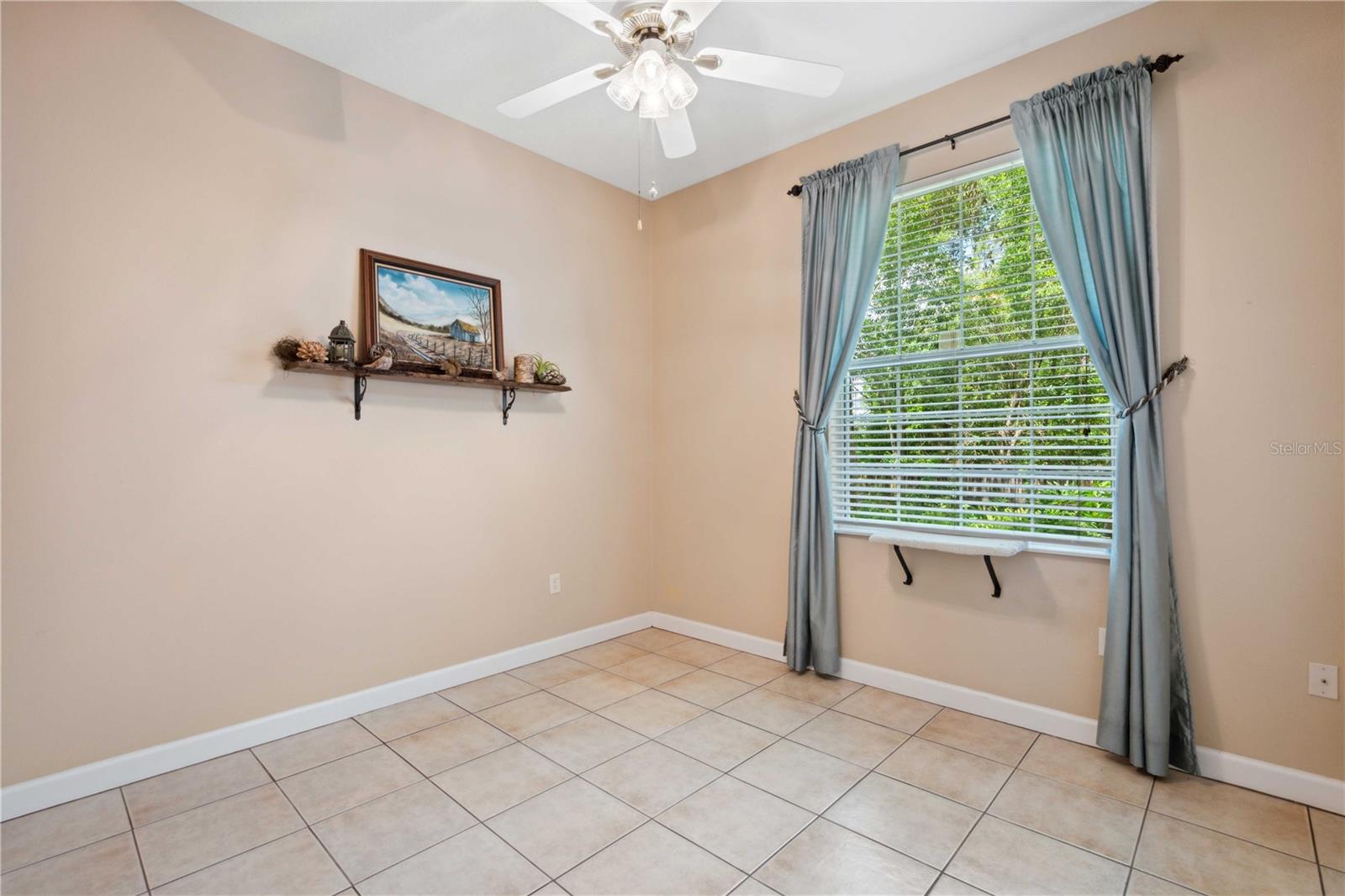 Image 17 of 58 For 12435 Oak Street
