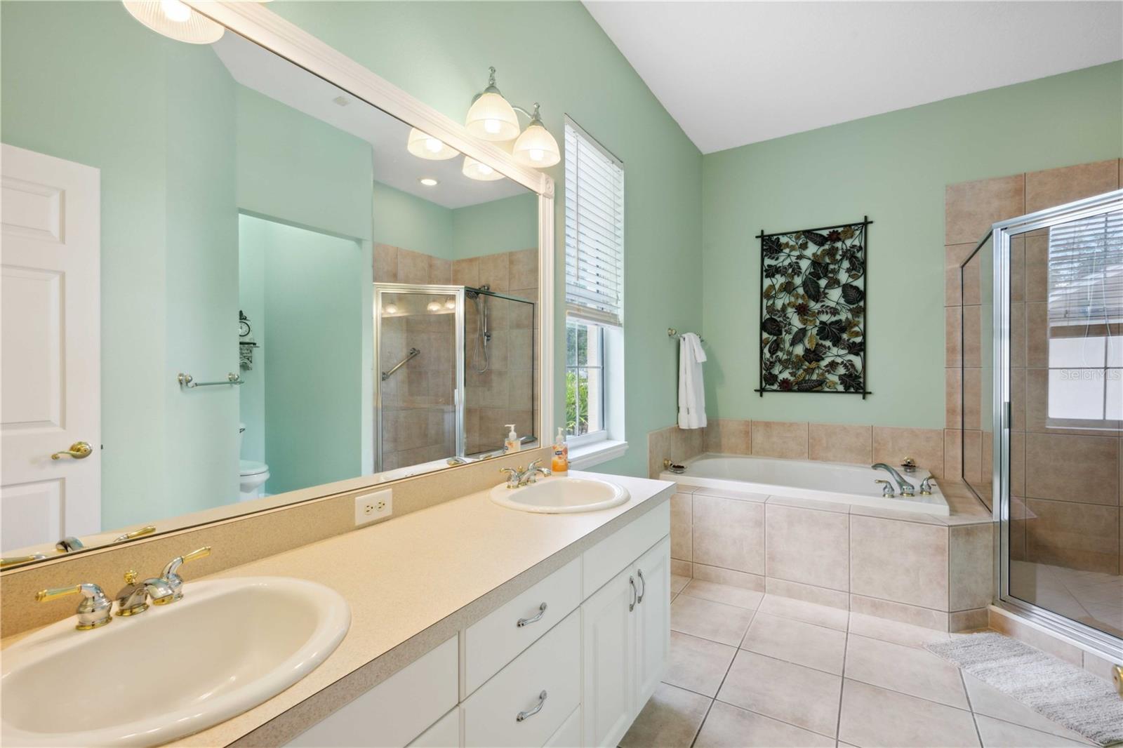Image 20 of 58 For 12435 Oak Street