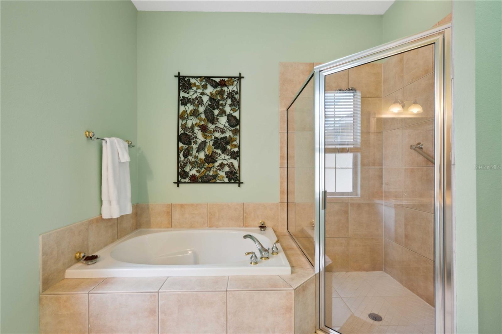 Image 21 of 58 For 12435 Oak Street