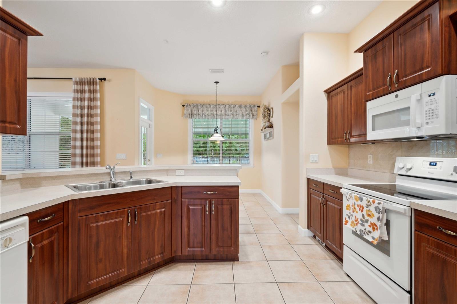 Image 31 of 58 For 12435 Oak Street