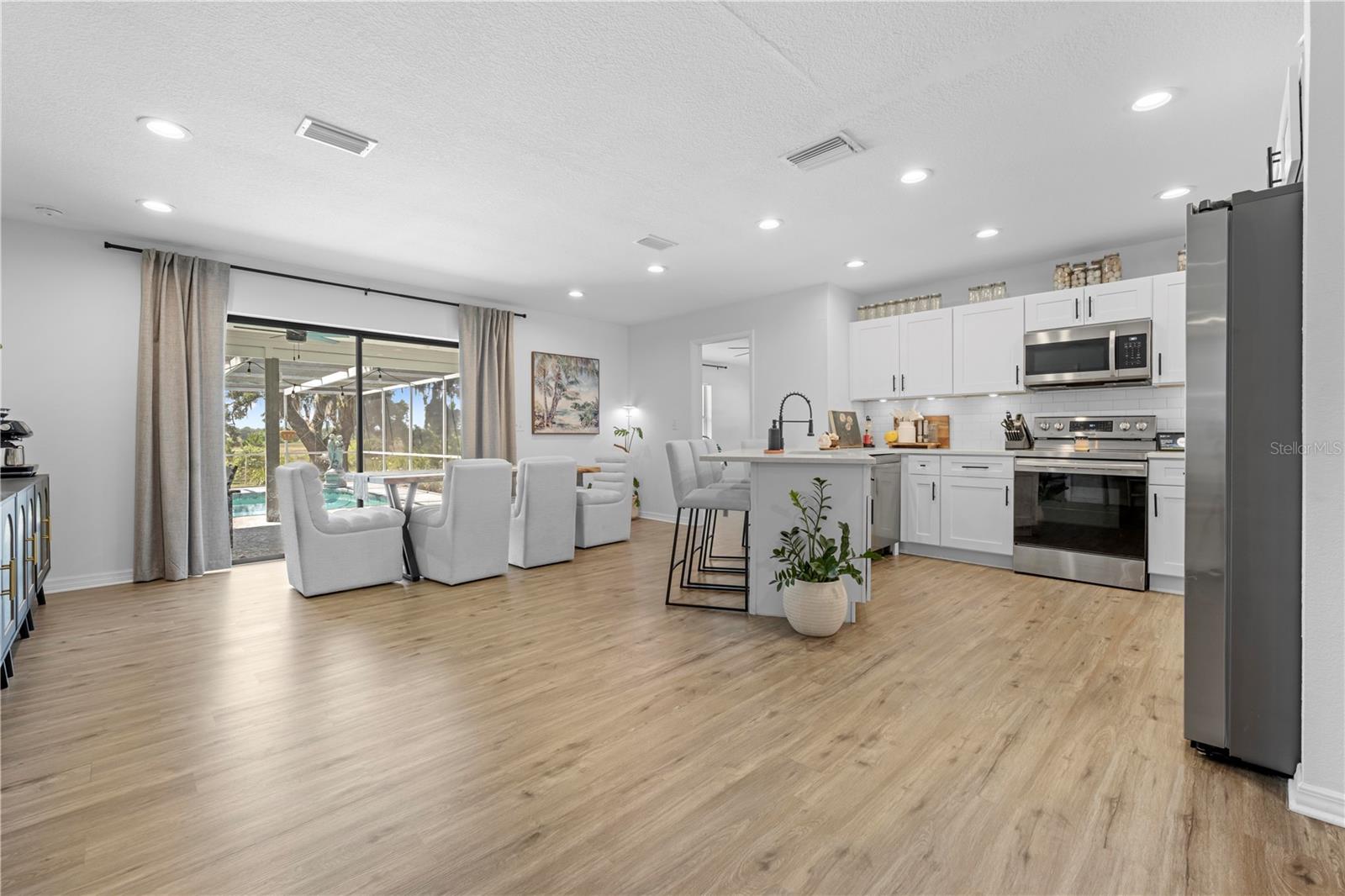 Image 18 of 61 For 3041 Waterfall Drive
