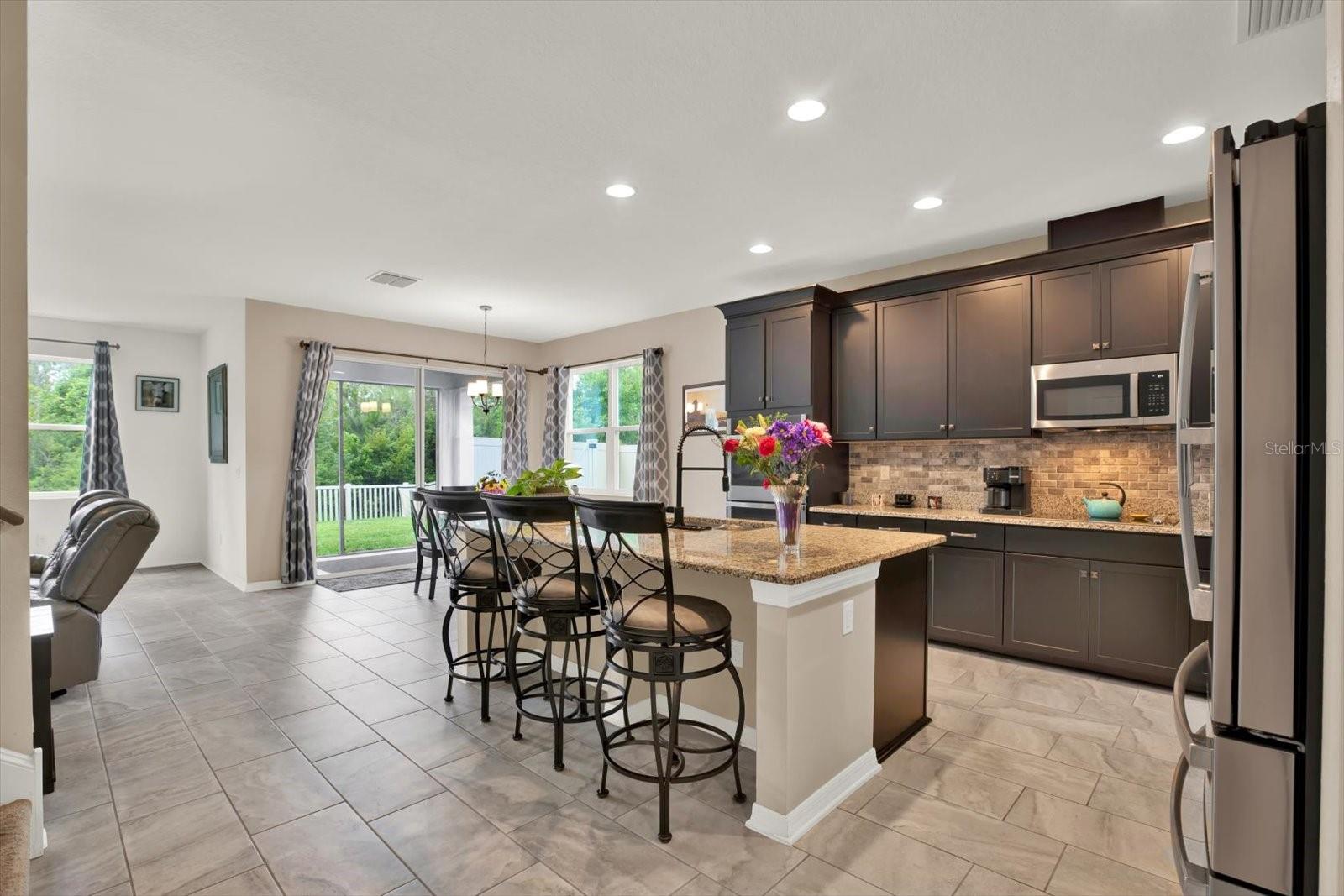 Listing photo id 10 for 22368 Woodmen Hall Drive