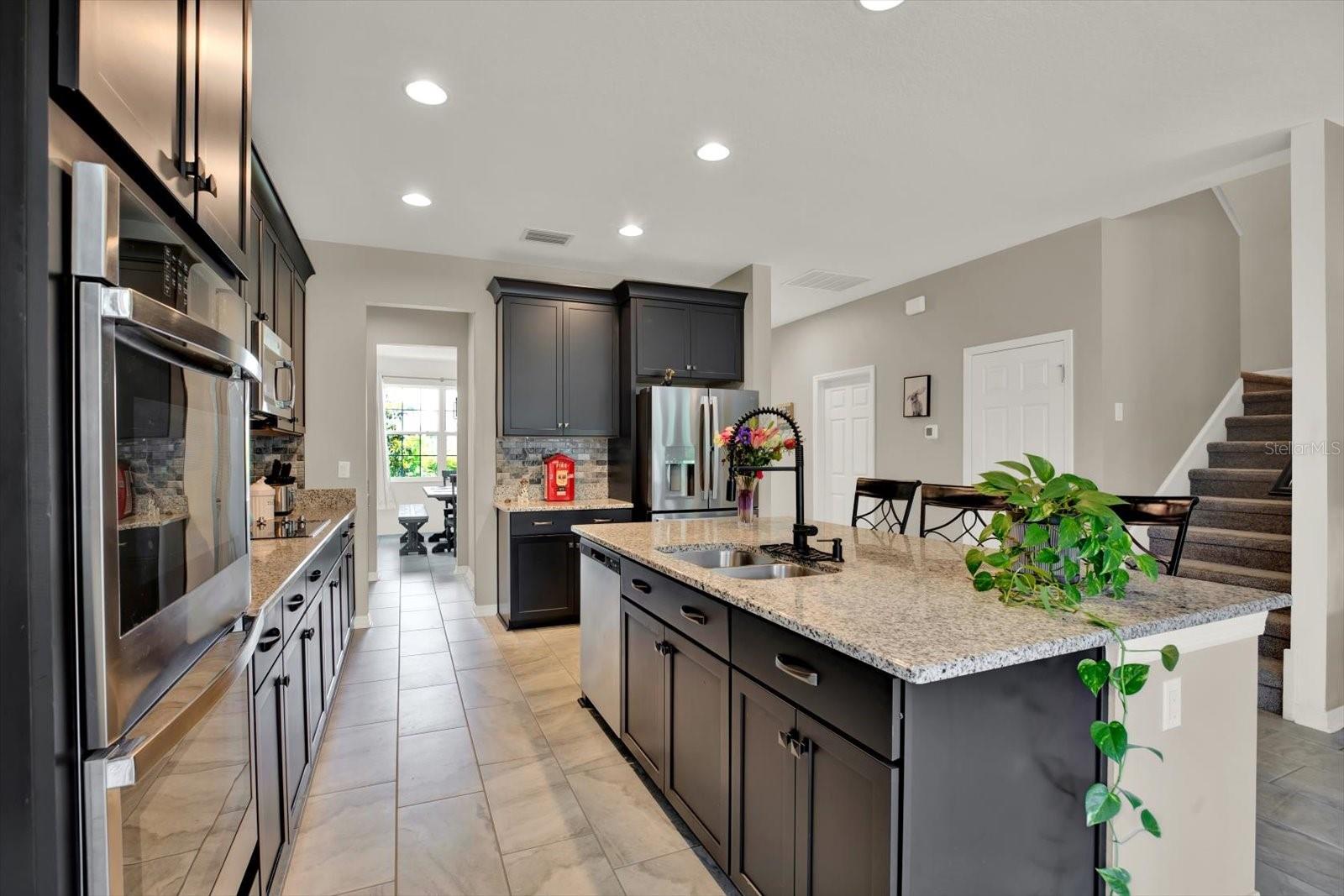 Listing photo id 14 for 22368 Woodmen Hall Drive