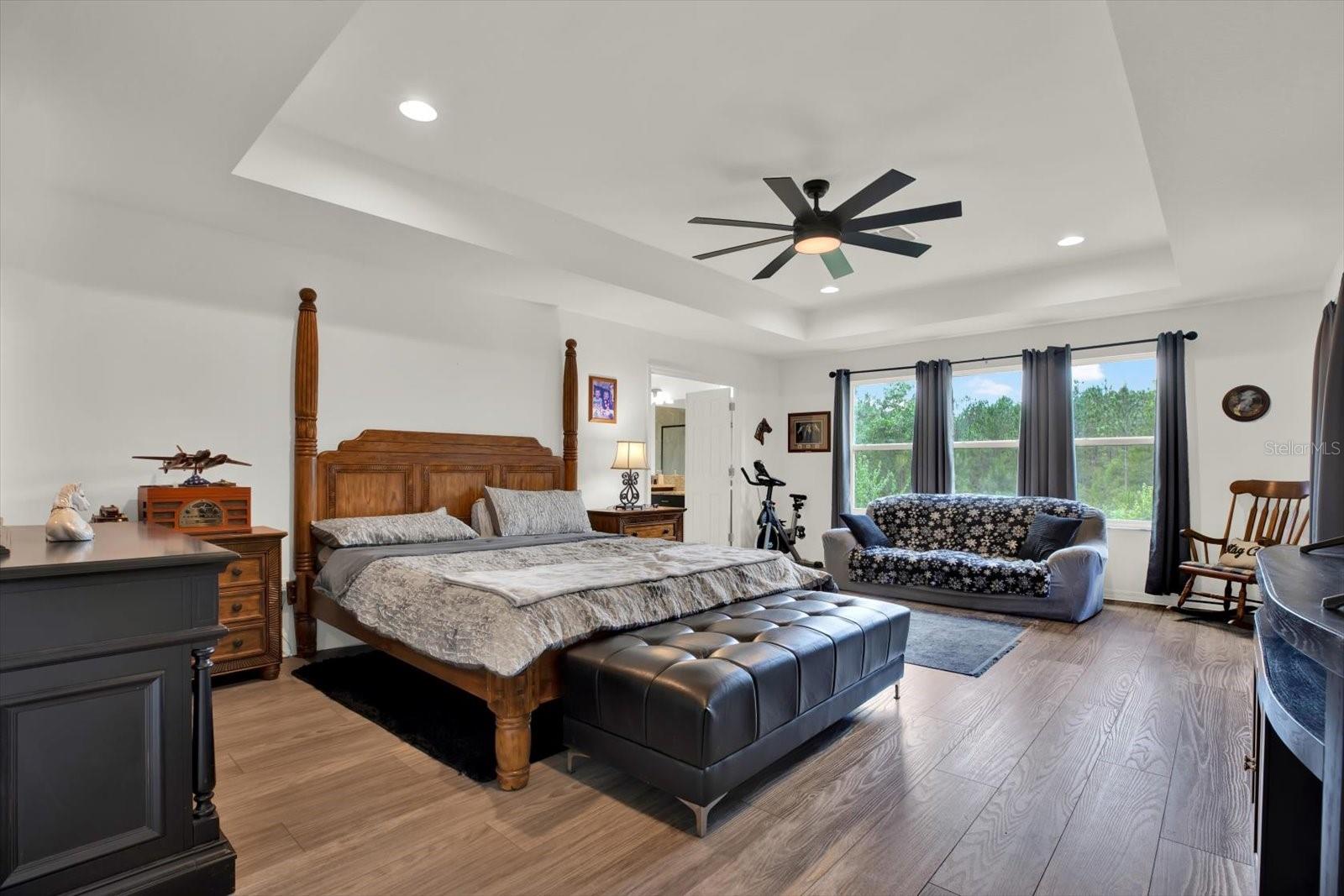 Listing photo id 22 for 22368 Woodmen Hall Drive