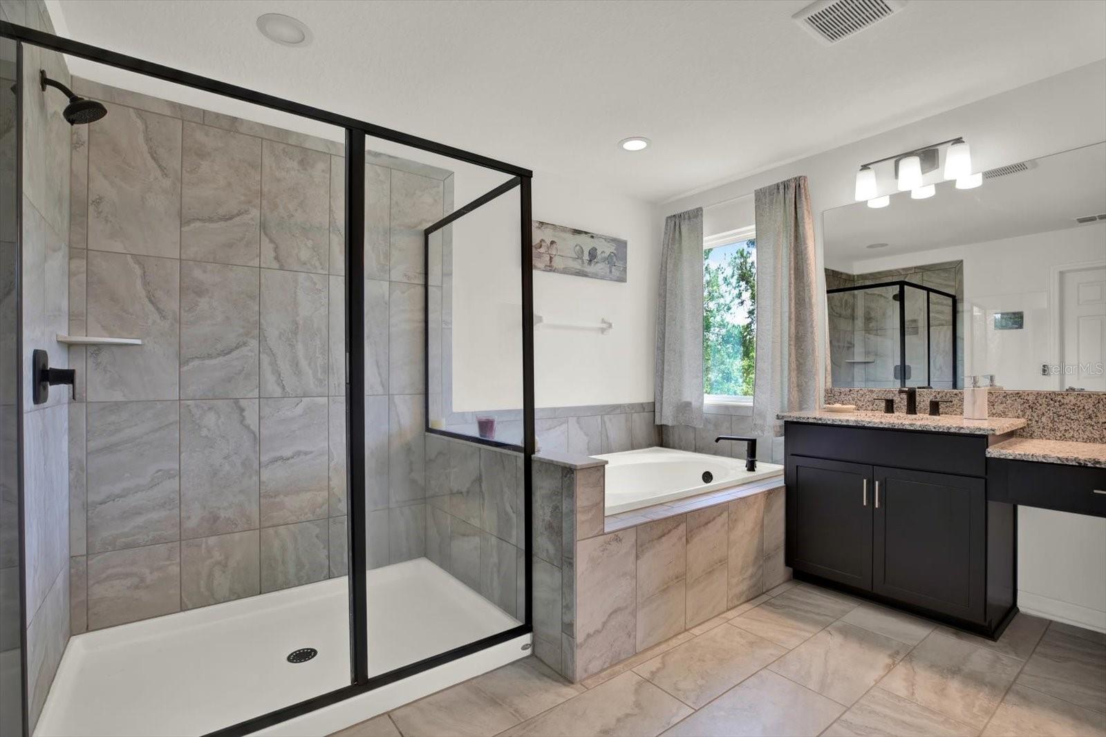 Listing photo id 25 for 22368 Woodmen Hall Drive