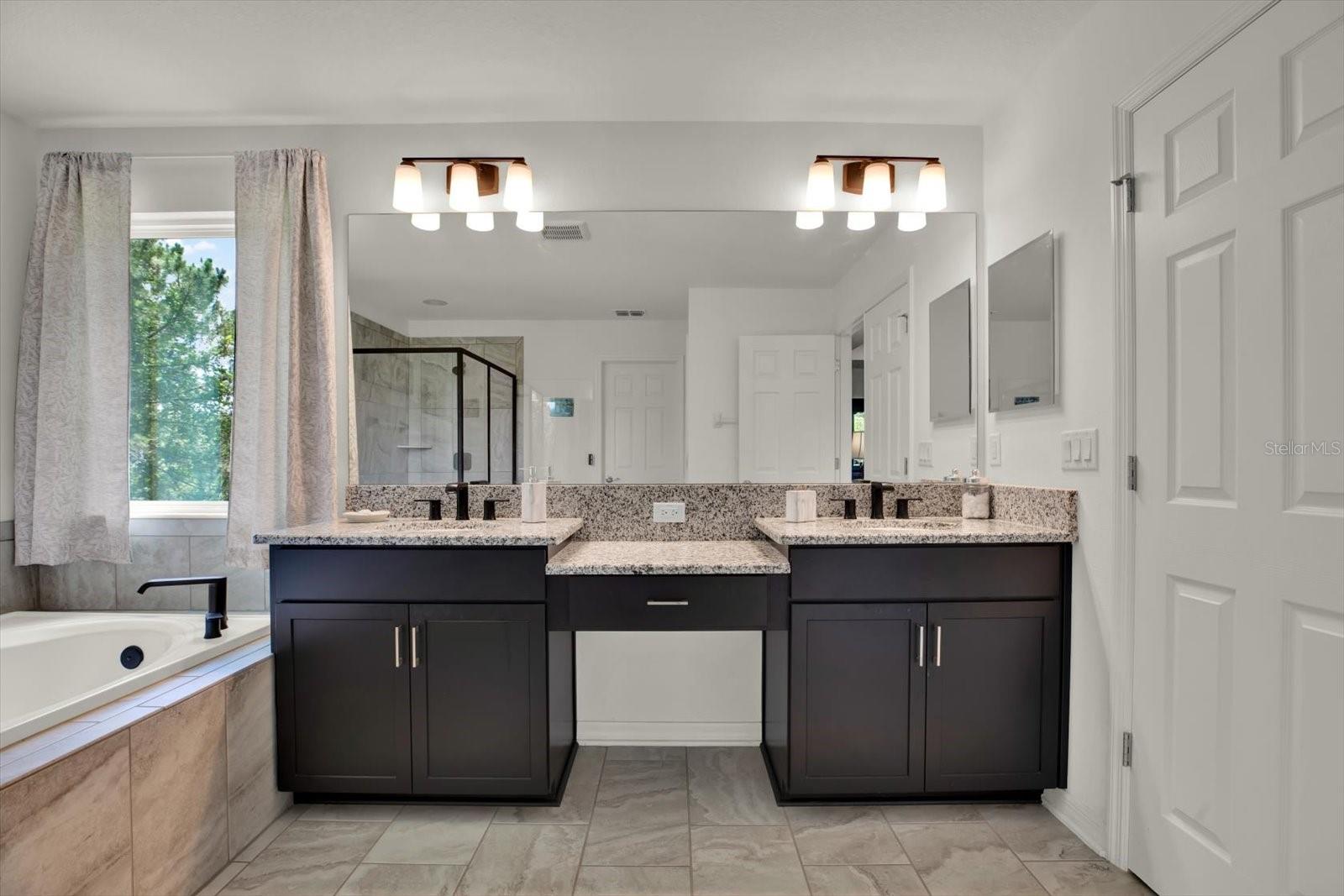 Listing photo id 26 for 22368 Woodmen Hall Drive