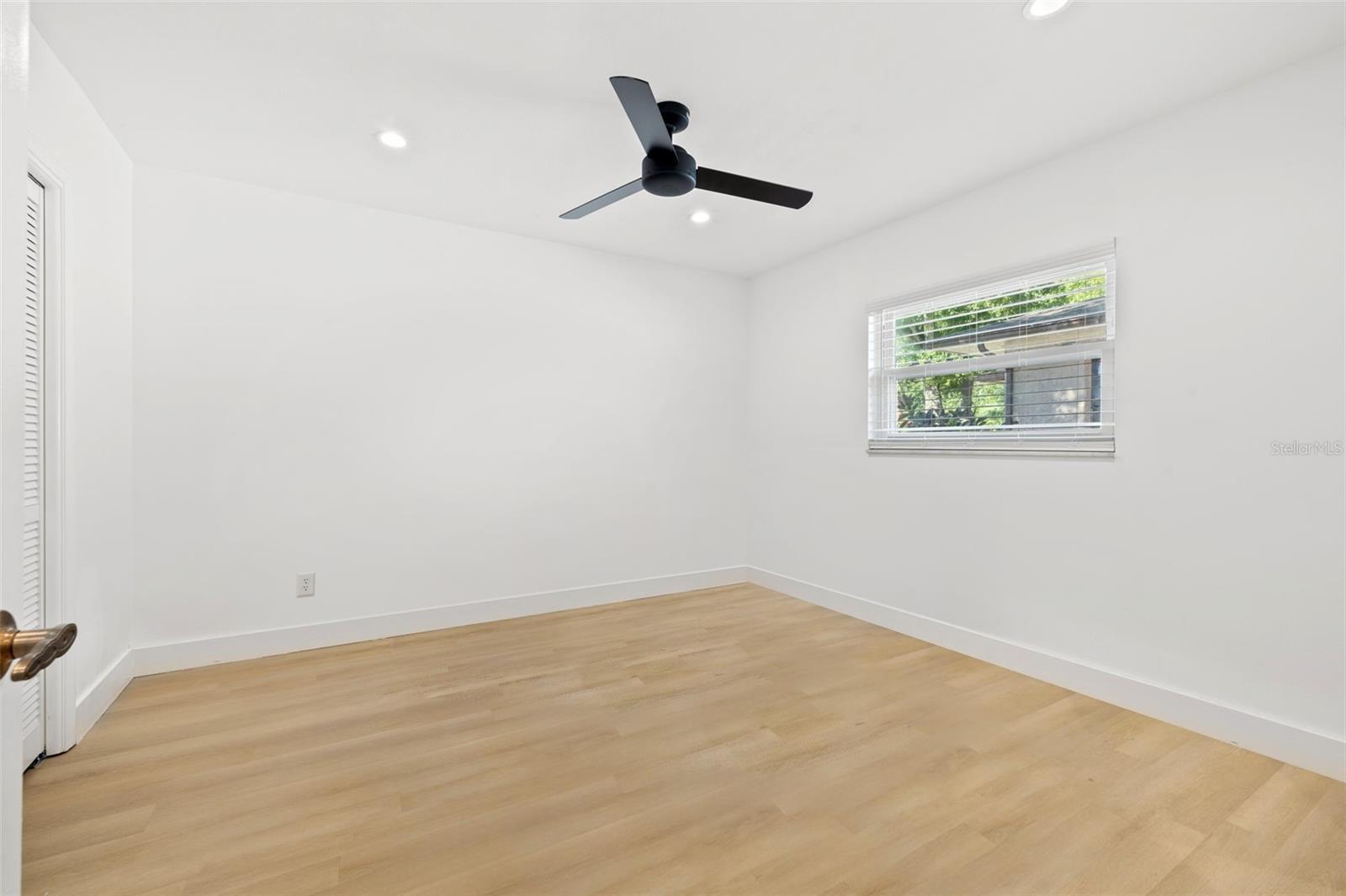 Image 19 of 24 For 3408 Swann Avenue