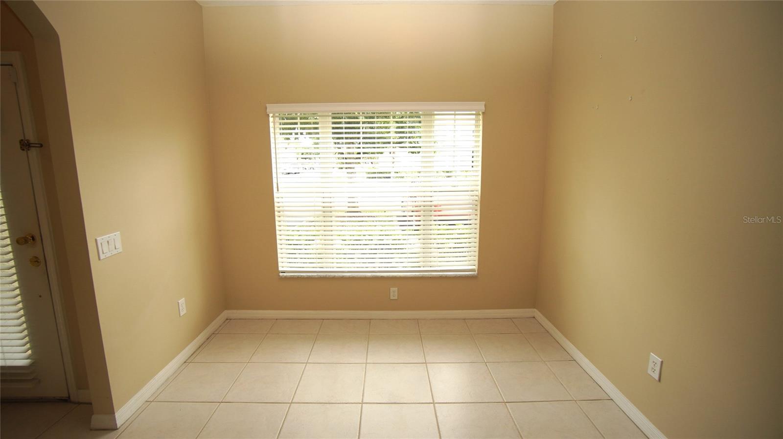 Image 5 of 17 For 31142 Flannery Court