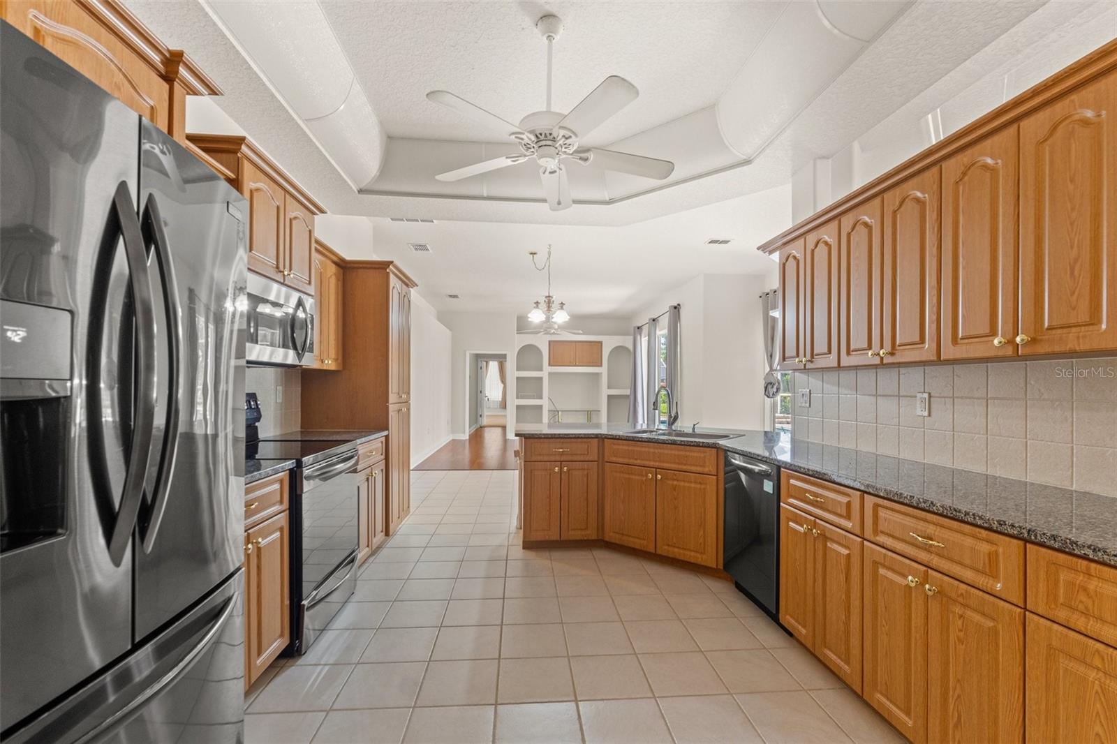 Image 24 of 53 For 13375 Newcastle Avenue