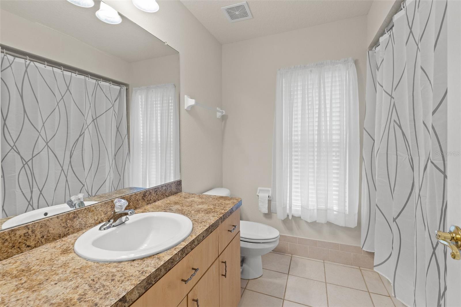 Image 42 of 53 For 13375 Newcastle Avenue