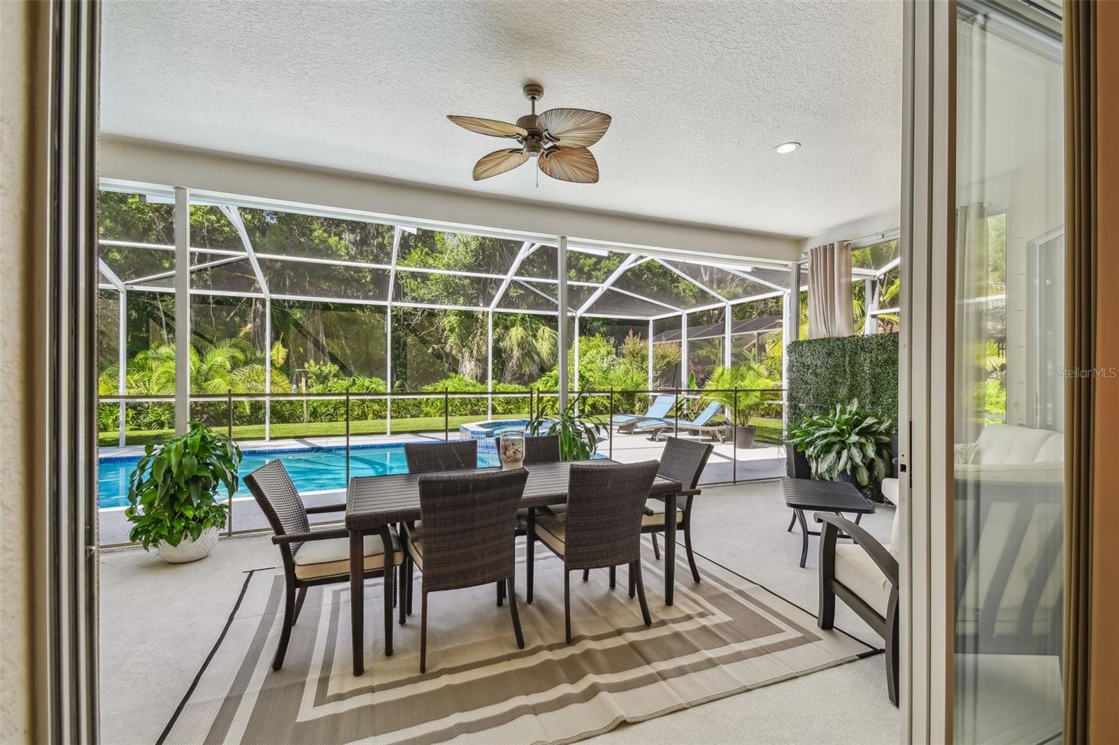 Image 35 of 90 For 5027 Cross Pointe Drive