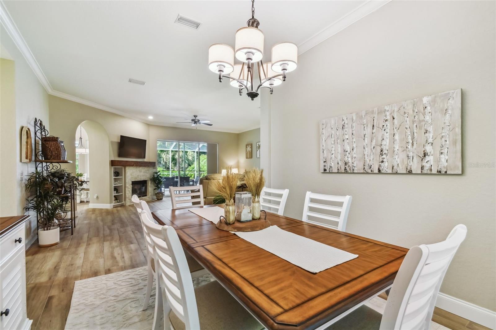 Image 7 of 90 For 5027 Cross Pointe Drive