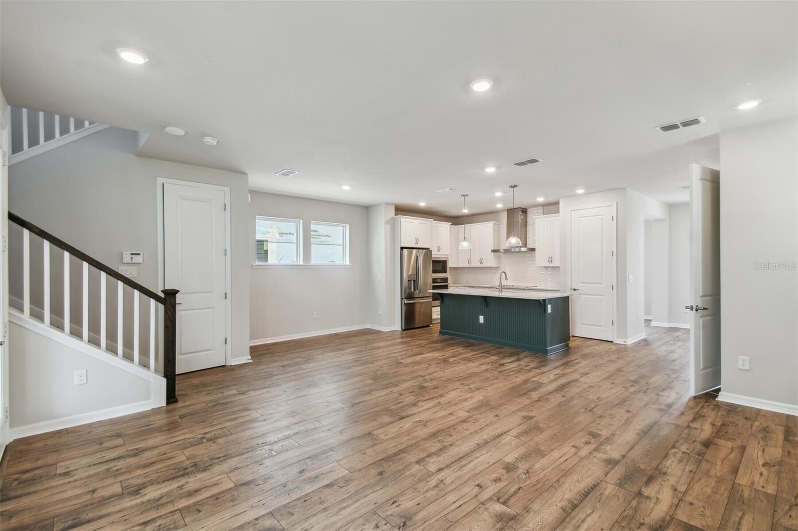 Image 17 of 41 For 6690 Wake Street