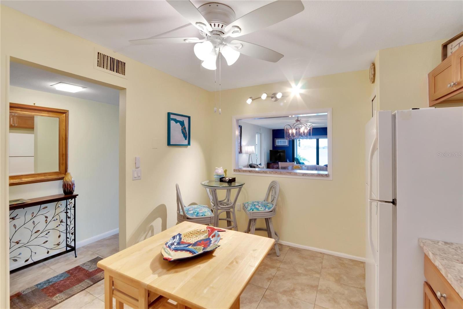Image 17 of 62 For 7700 Sun Island Drive S 105
