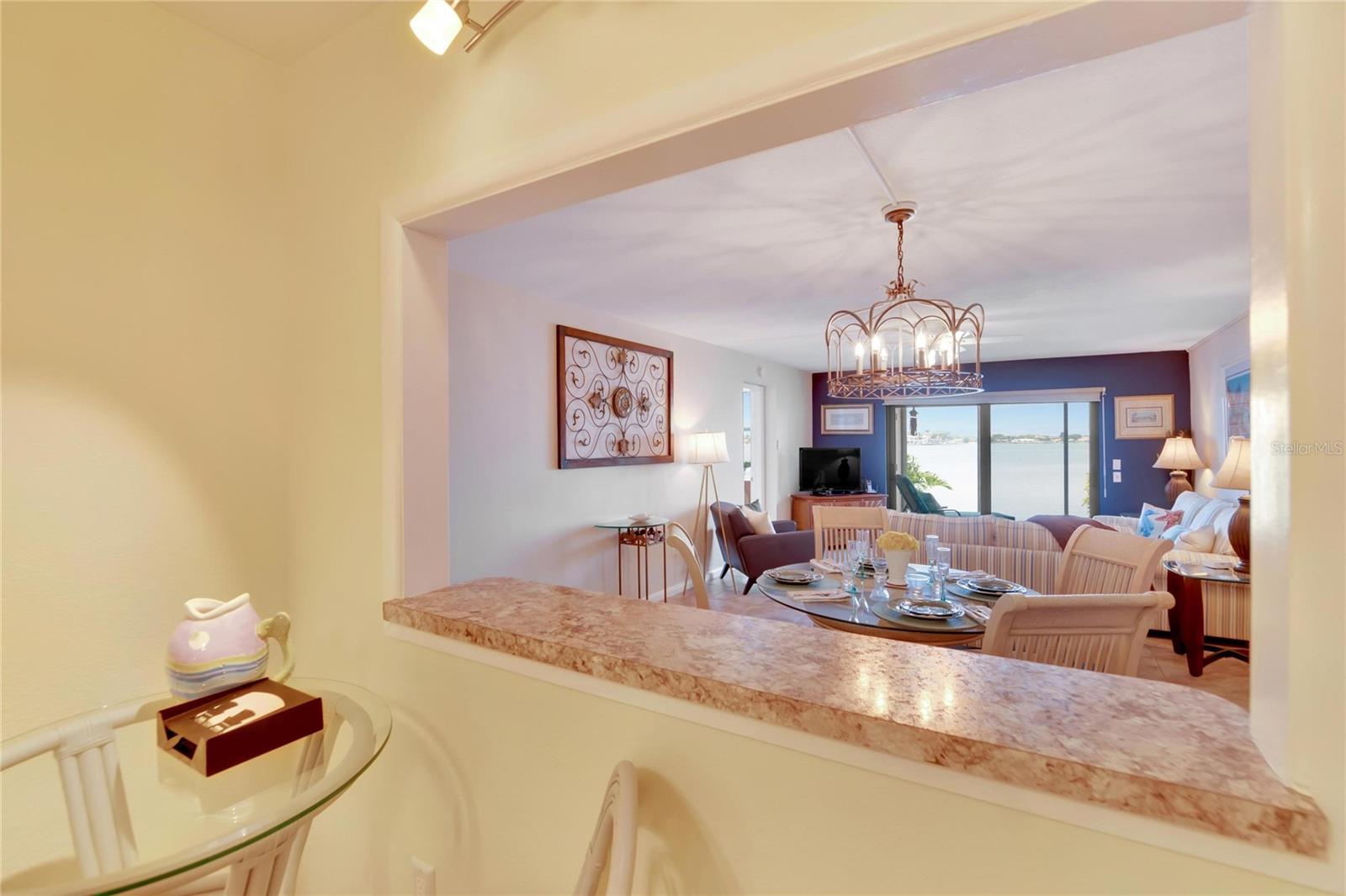 Image 18 of 62 For 7700 Sun Island Drive S 105