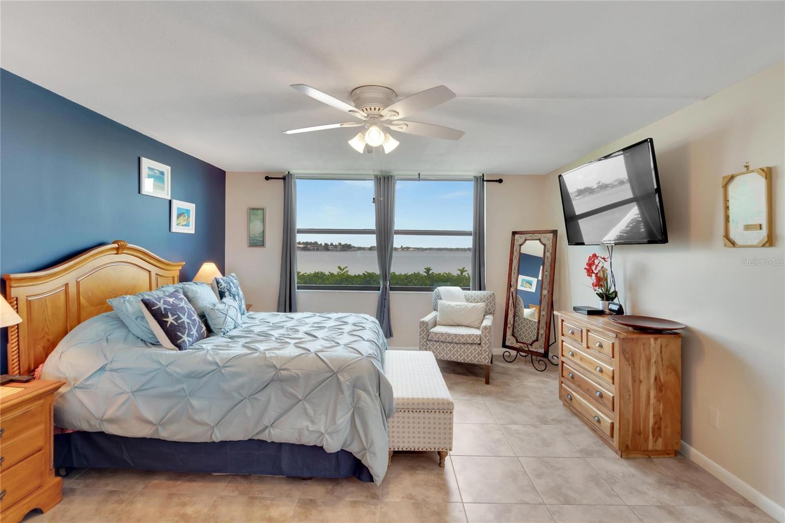 Image 22 of 62 For 7700 Sun Island Drive S 105
