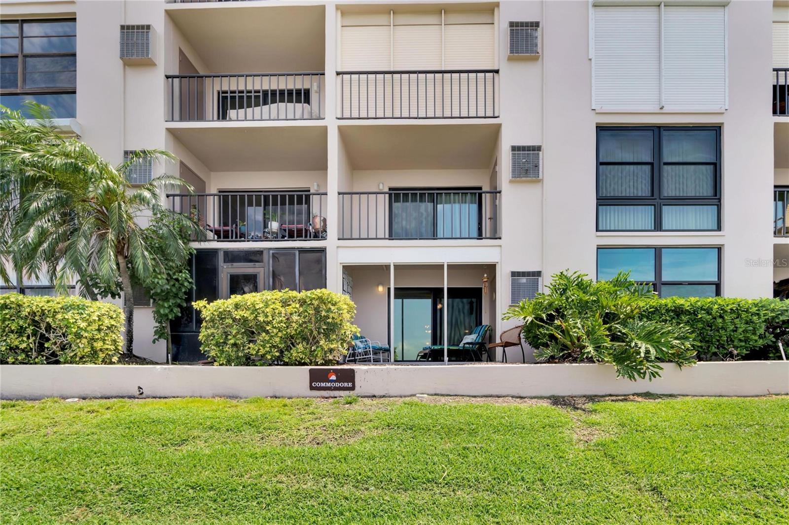 Image 34 of 62 For 7700 Sun Island Drive S 105
