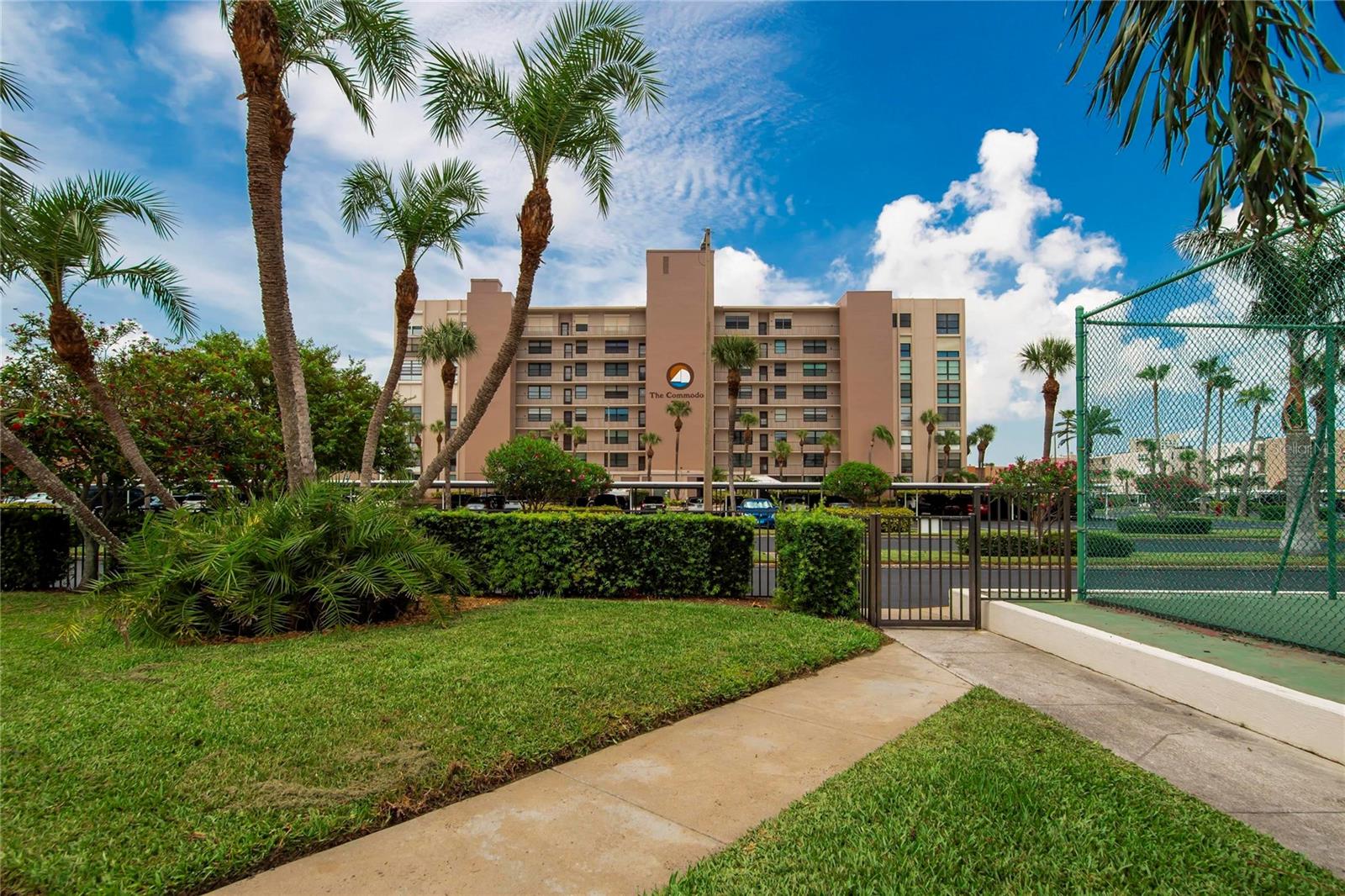 Image 58 of 62 For 7700 Sun Island Drive S 105