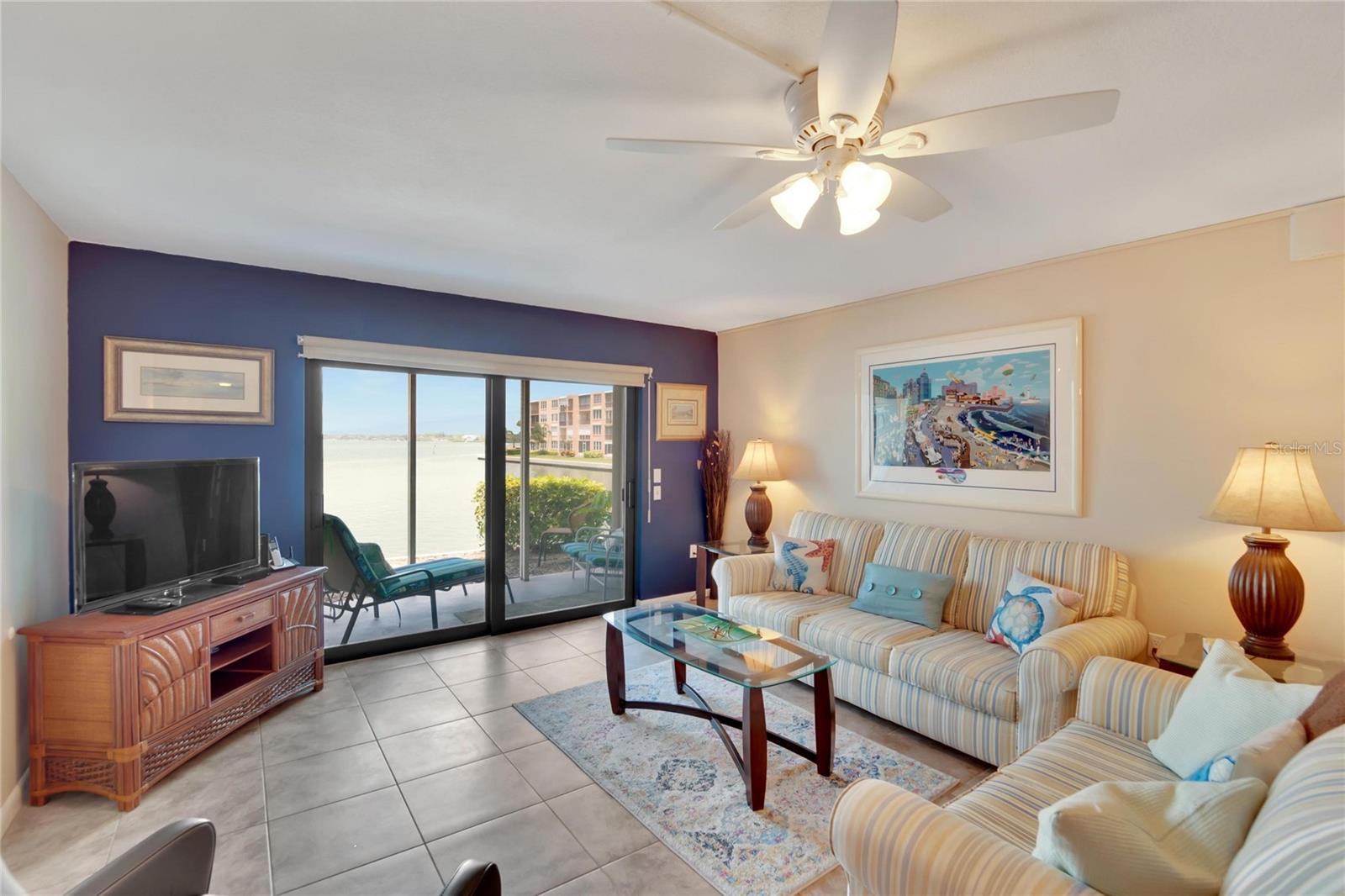 Image 7 of 62 For 7700 Sun Island Drive S 105